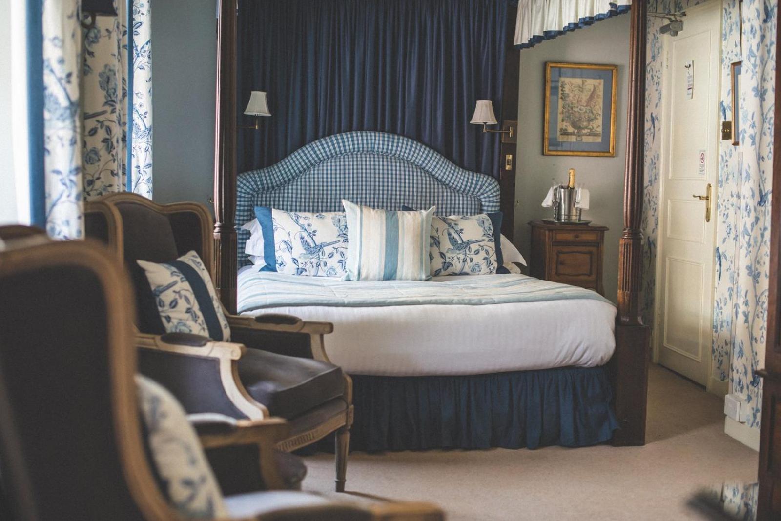 King Suite - Photo 3