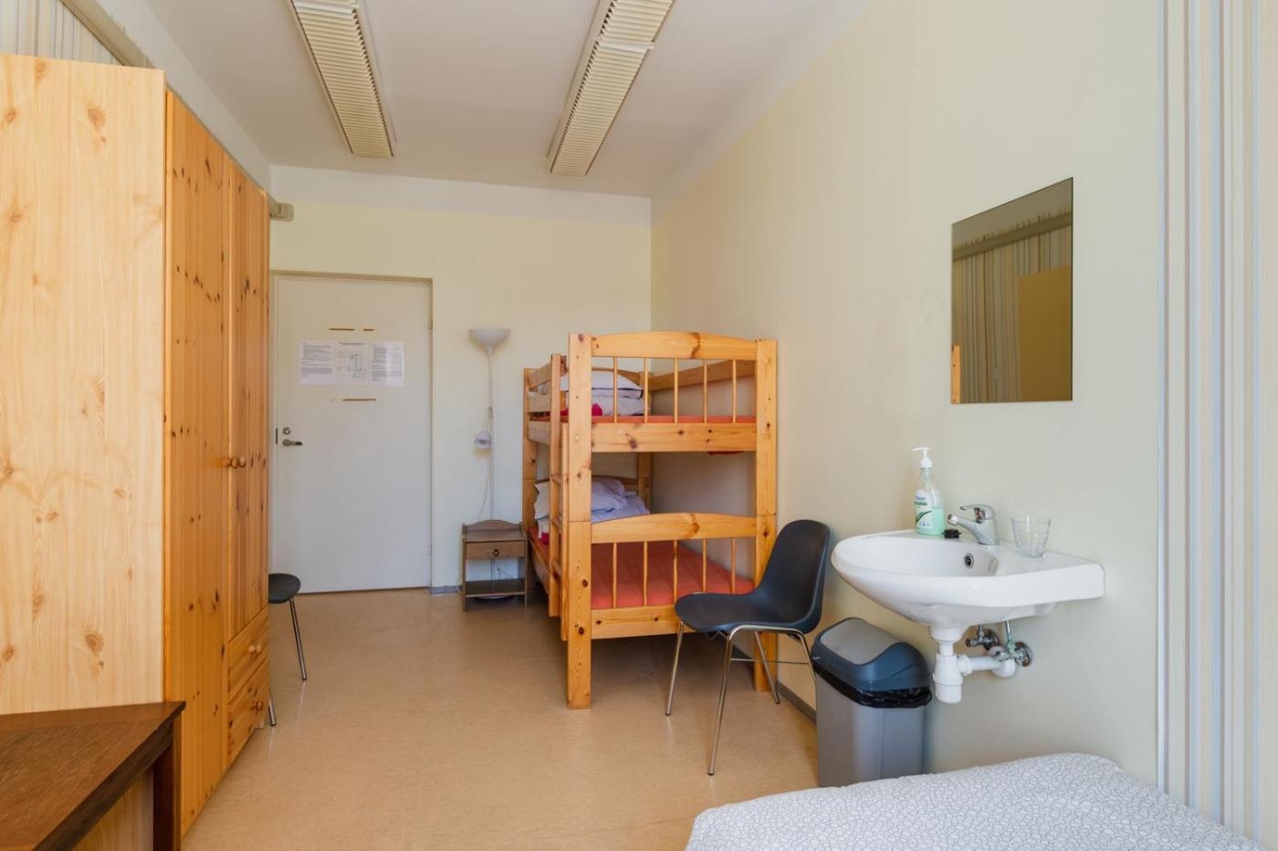 Quadruple Room with Shared Bathroom photo 1