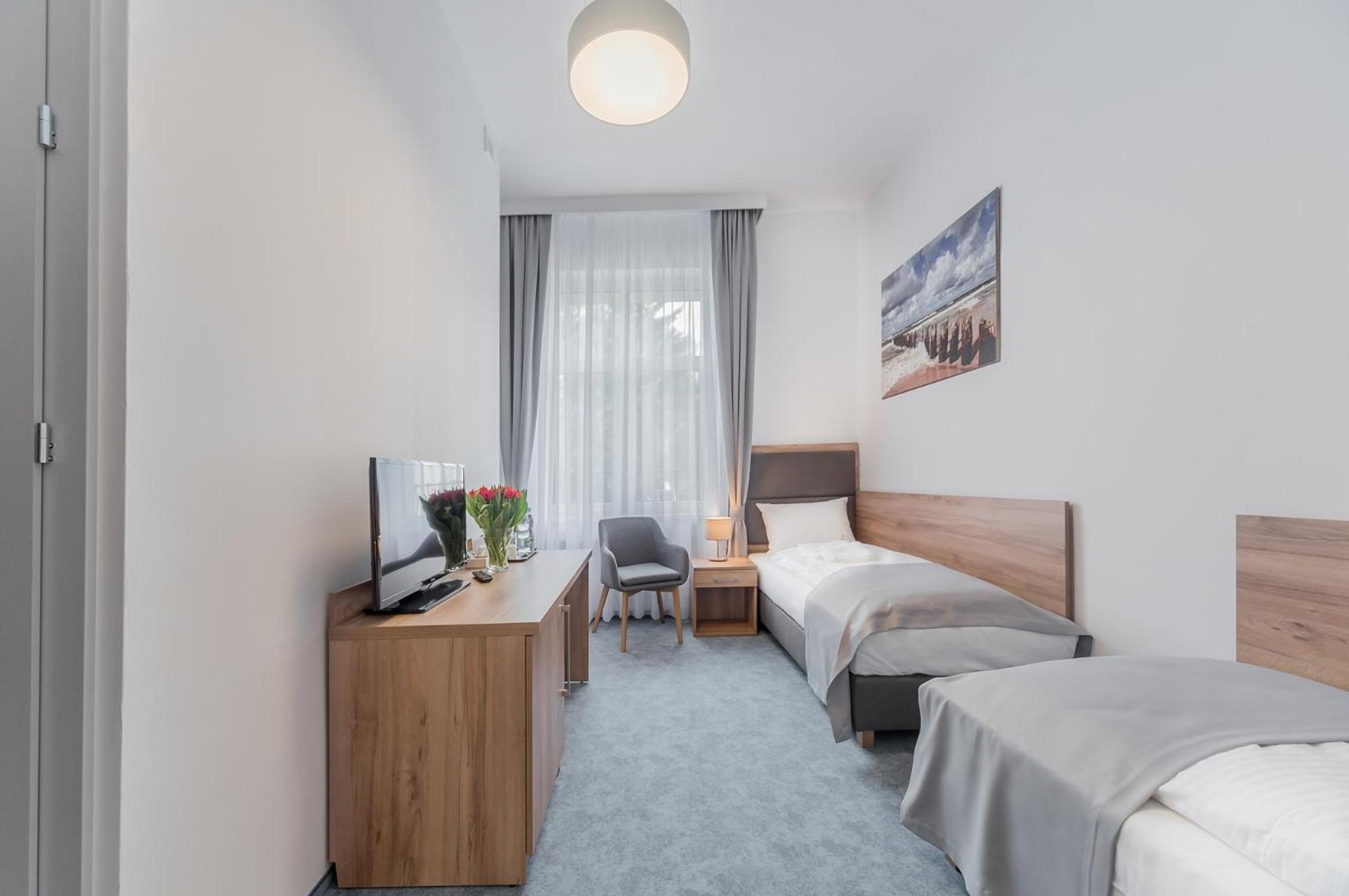 Double Room with Private Bathroom photo 2