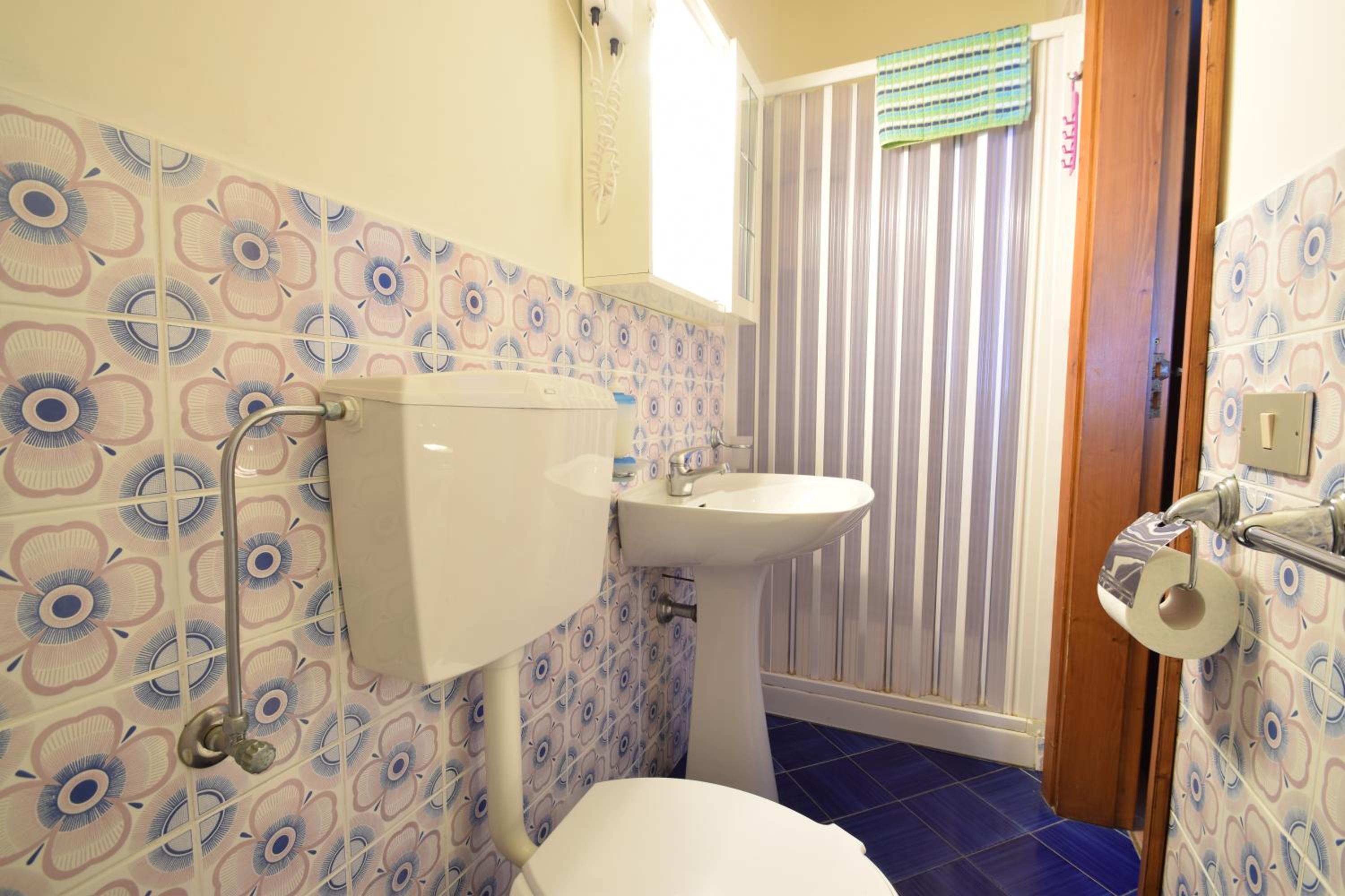 Double or Twin Room with Sea View photo 2