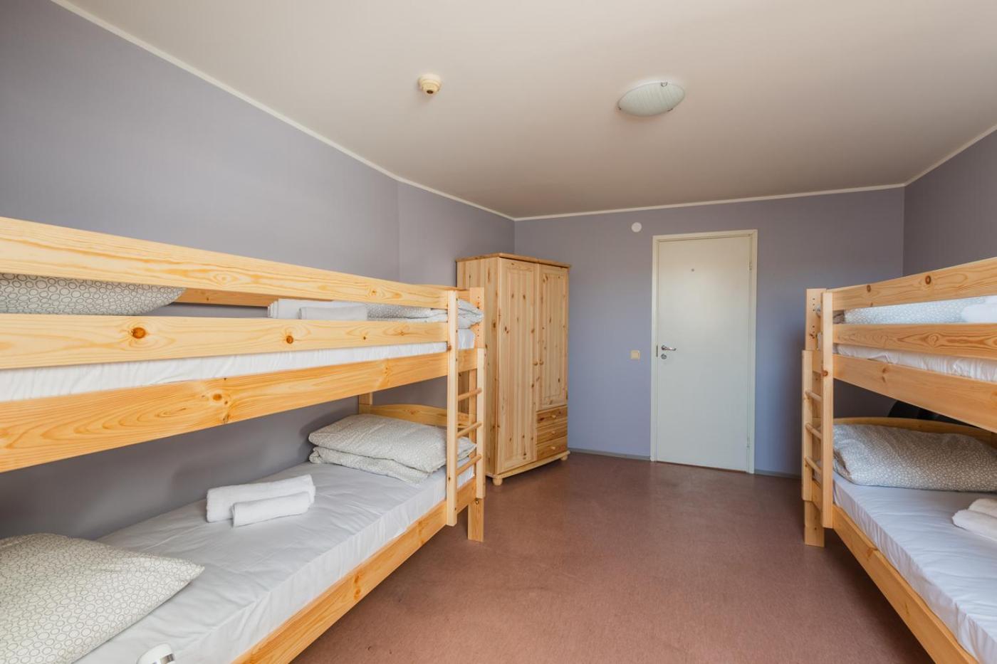 Single Bed in 6-Bed Dormitory Room photo 3