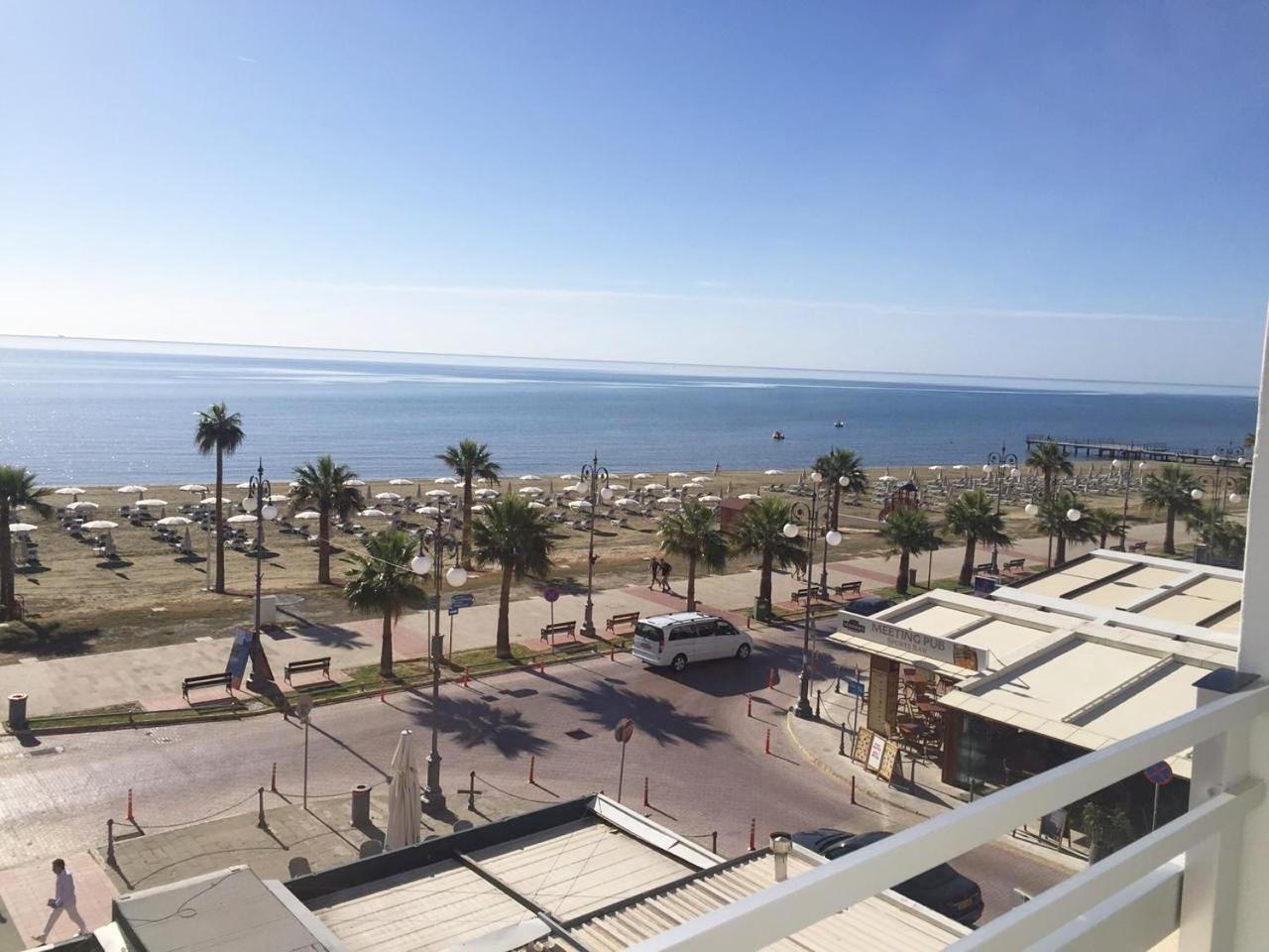 Apartment with Sea View - Photo 7