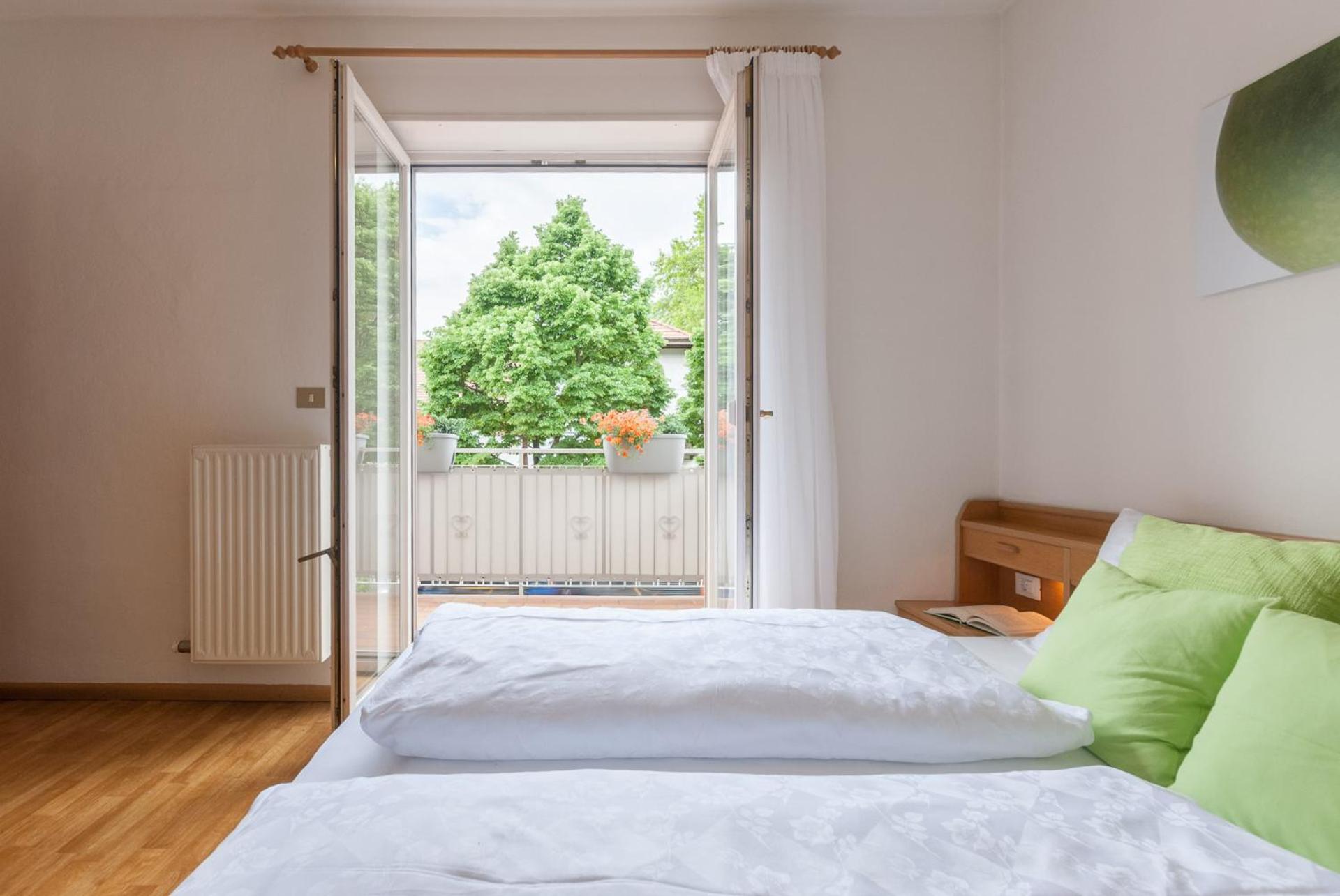 Standard Double Room - Photo 2