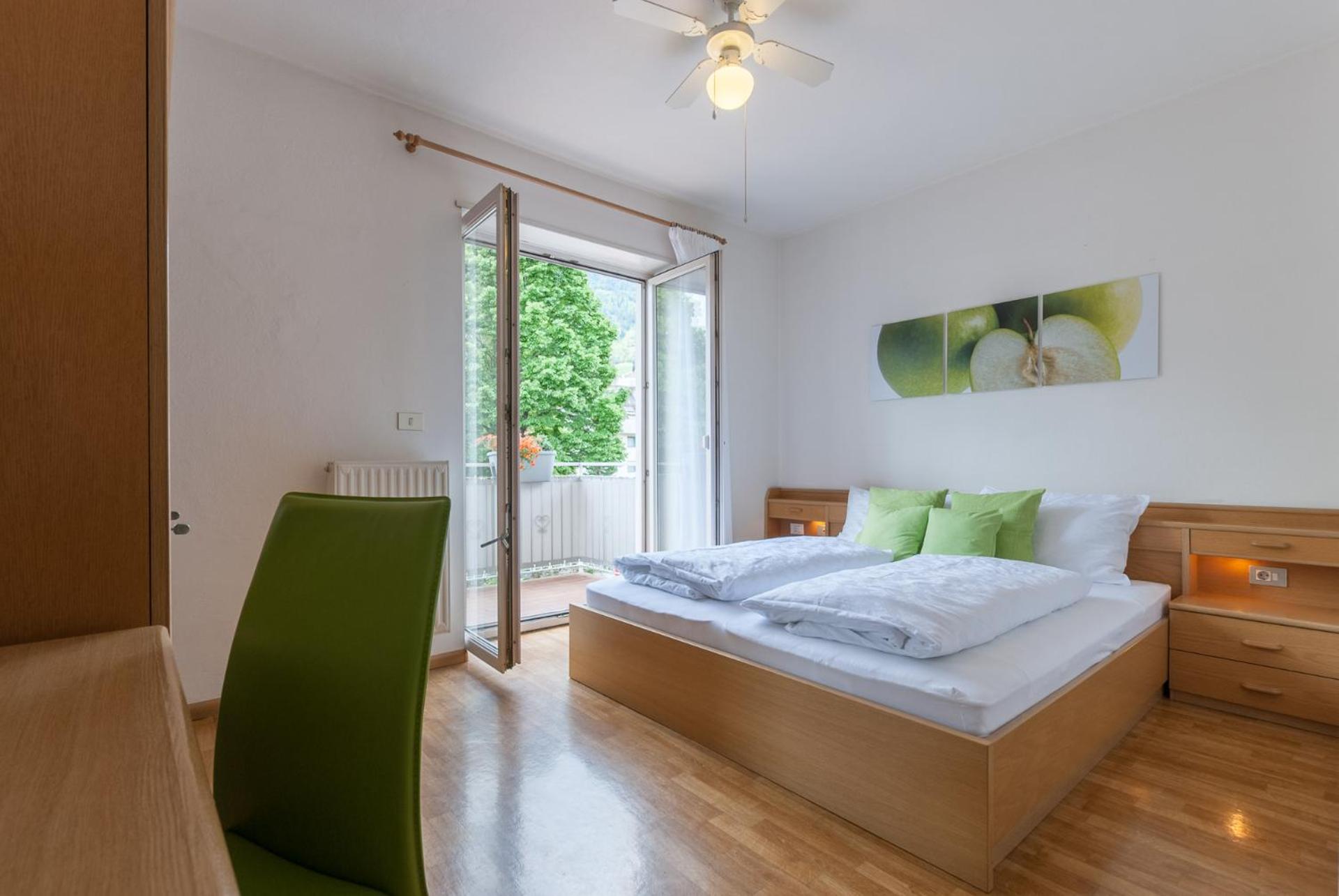 Standard Double Room - Photo 16