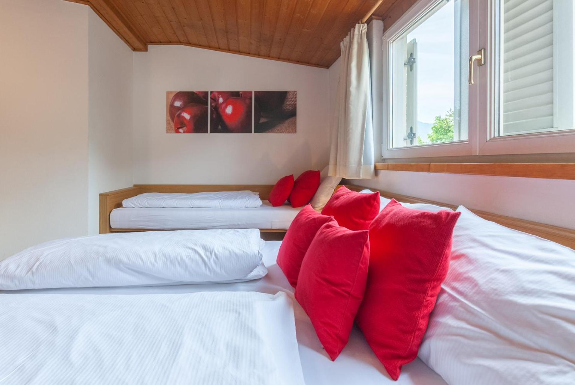 Standard Triple Room - Photo 6