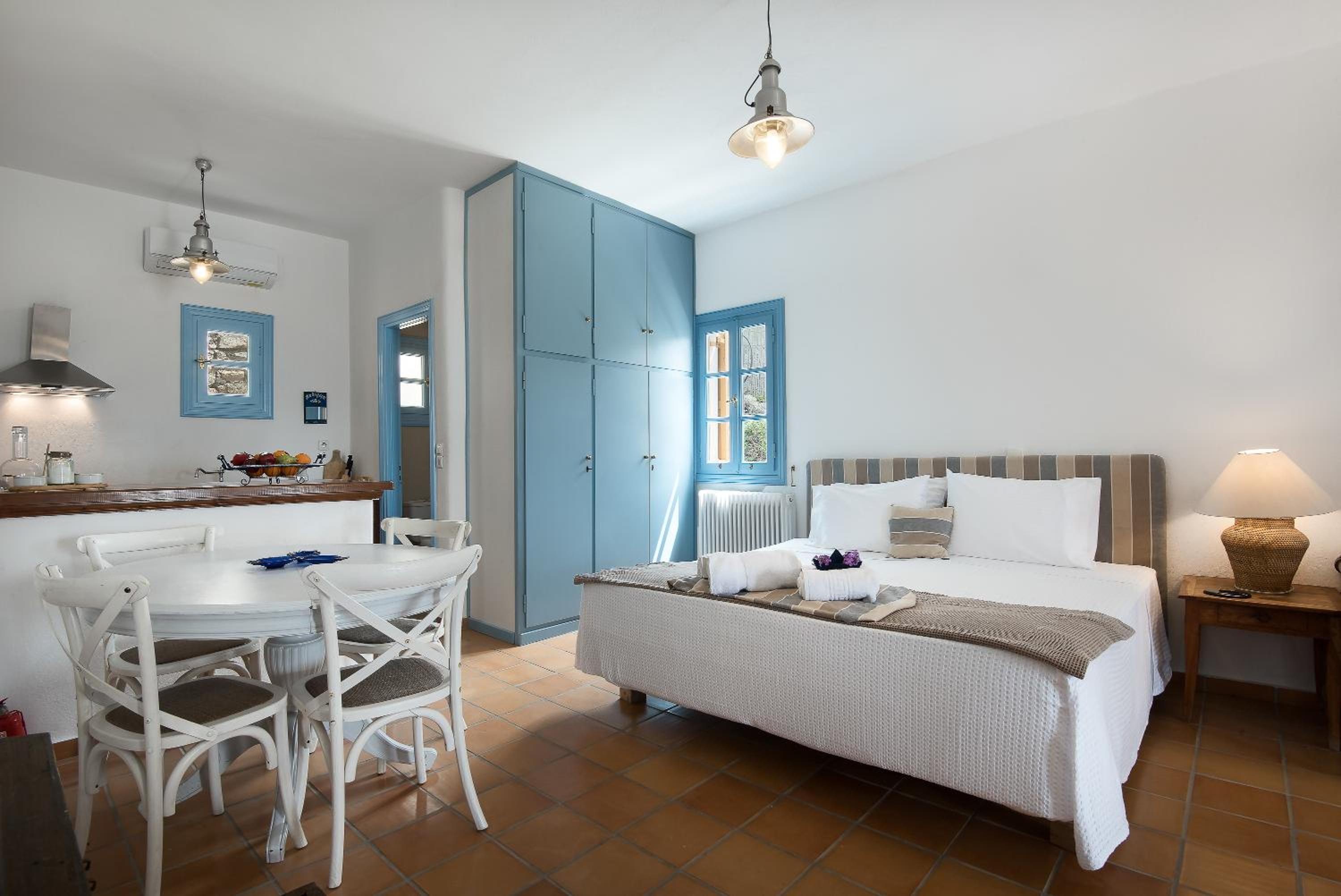 1 Bedroom Apartment with Sea View - sharing Terrace photo 1