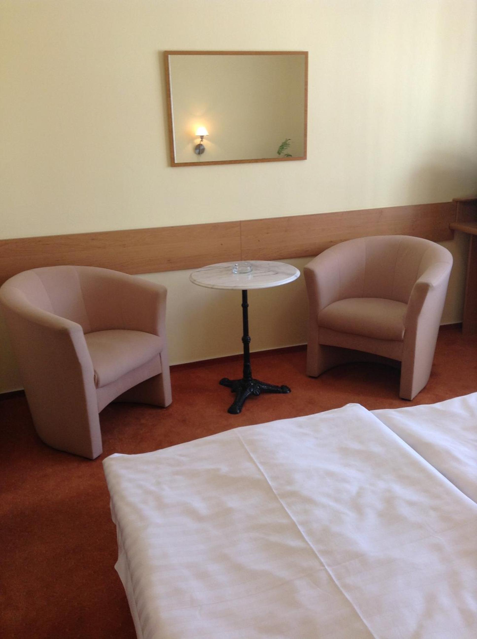Standard Triple Room photo 2