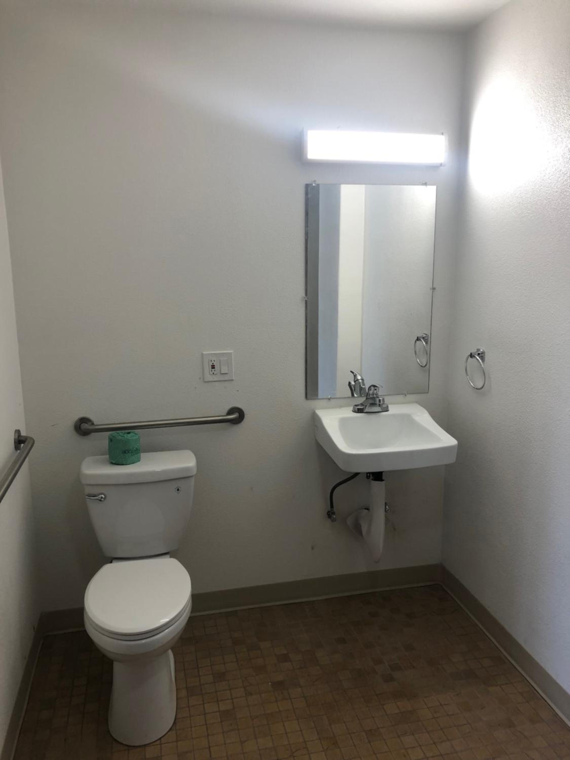 Inland Inn & Suites, Foto 4