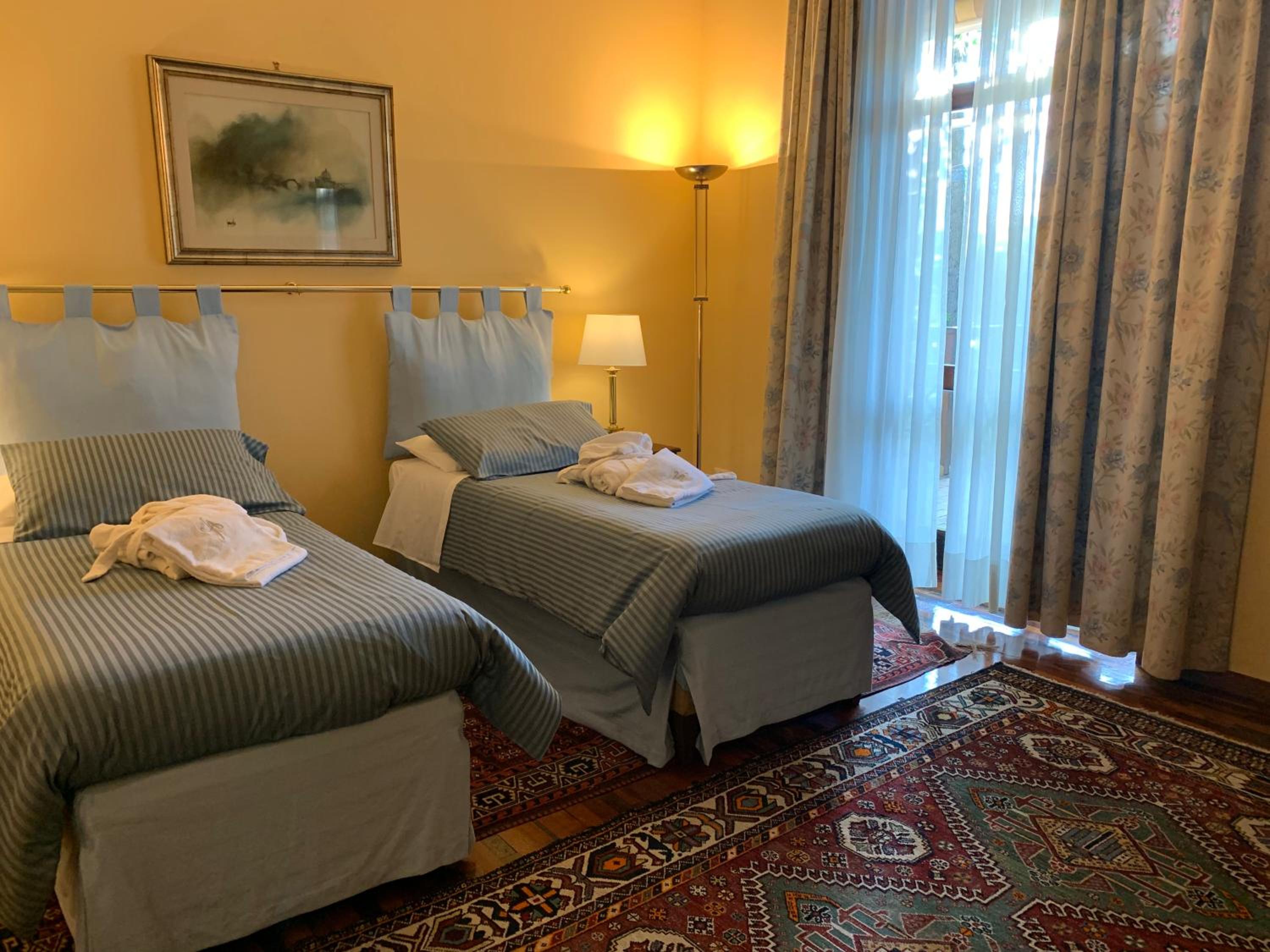 Double or Twin Room photo 3