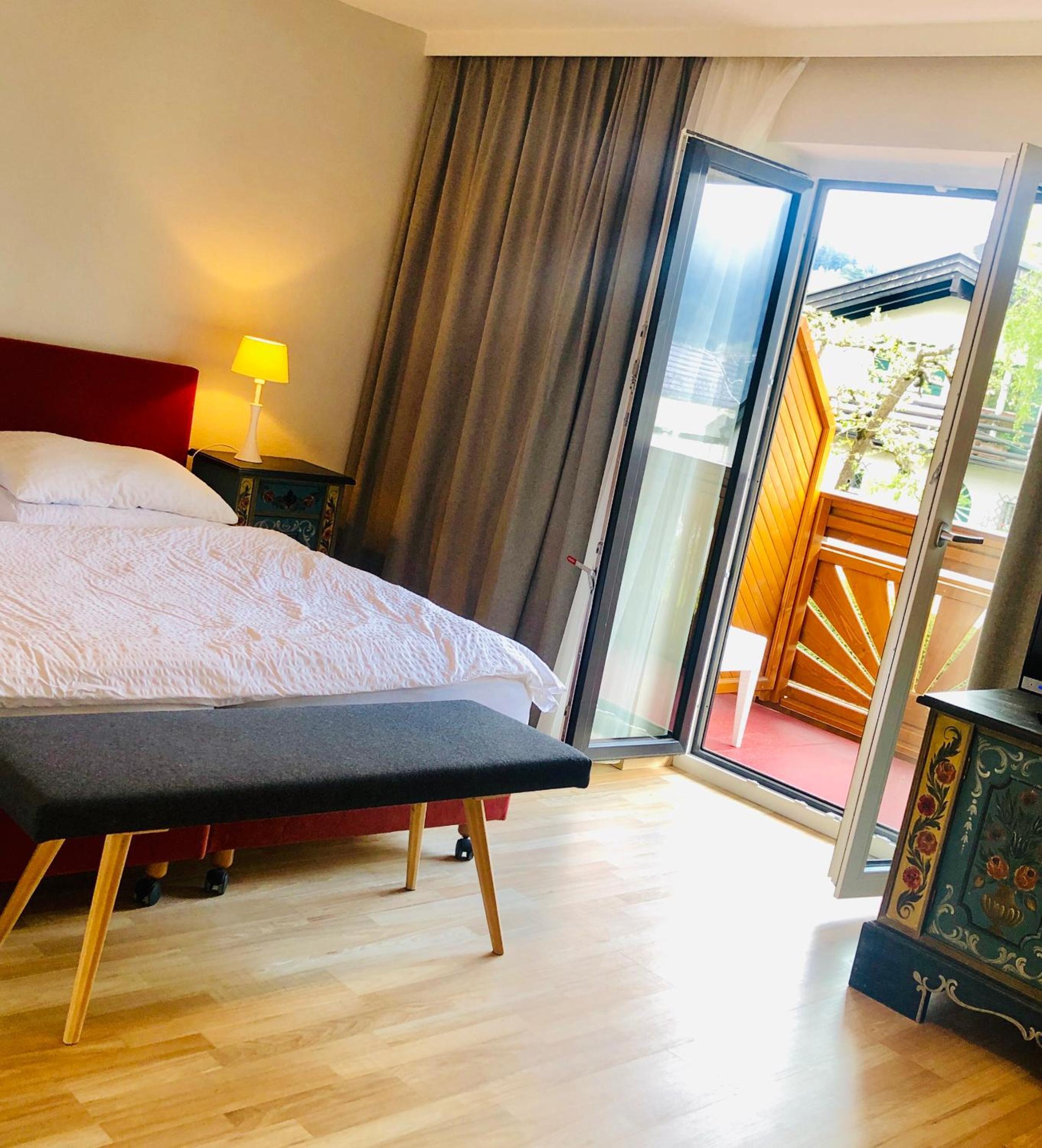 Triple Room with Balcony - Photo 21
