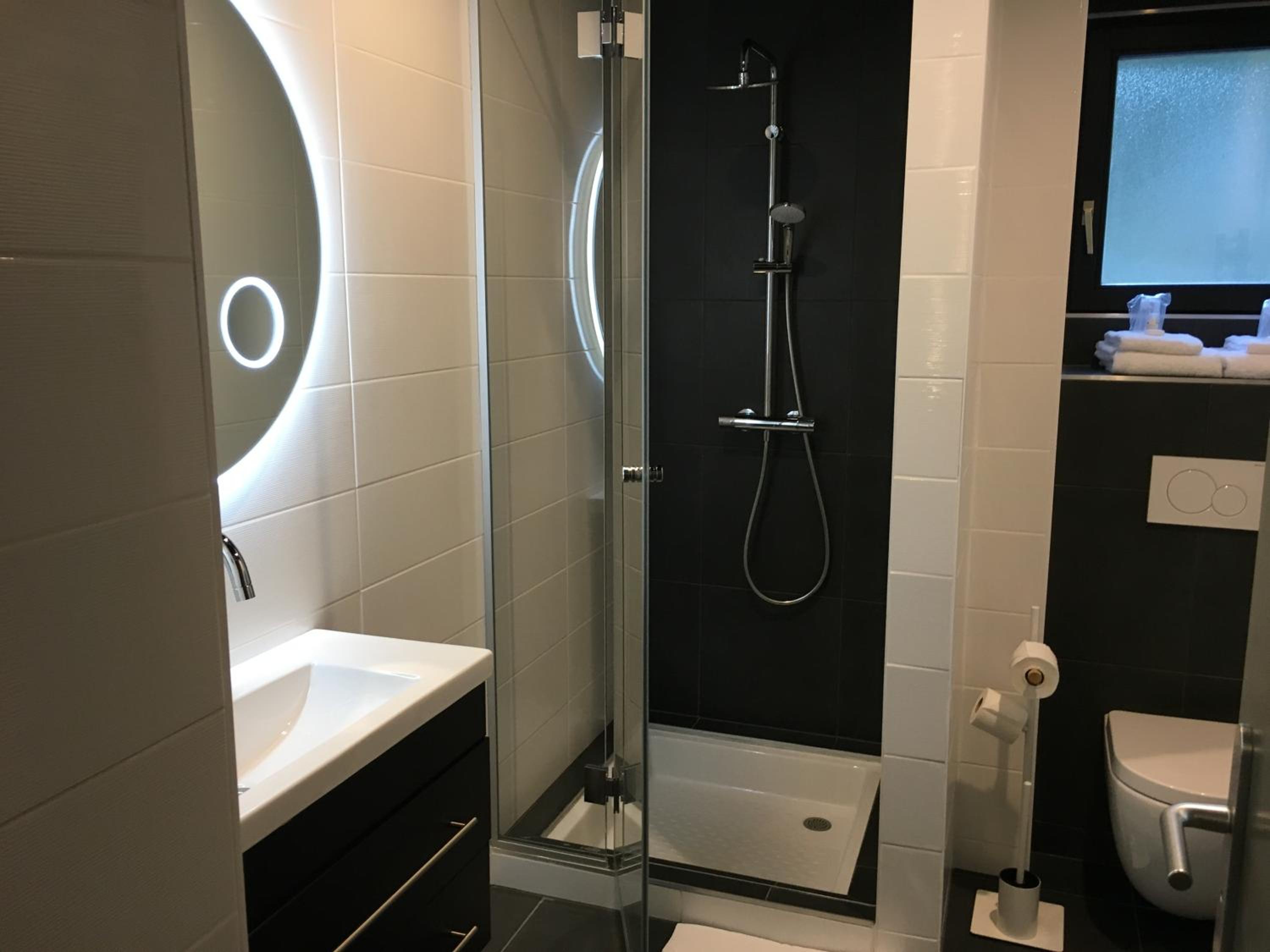 Superior Double or Twin Room photo 3