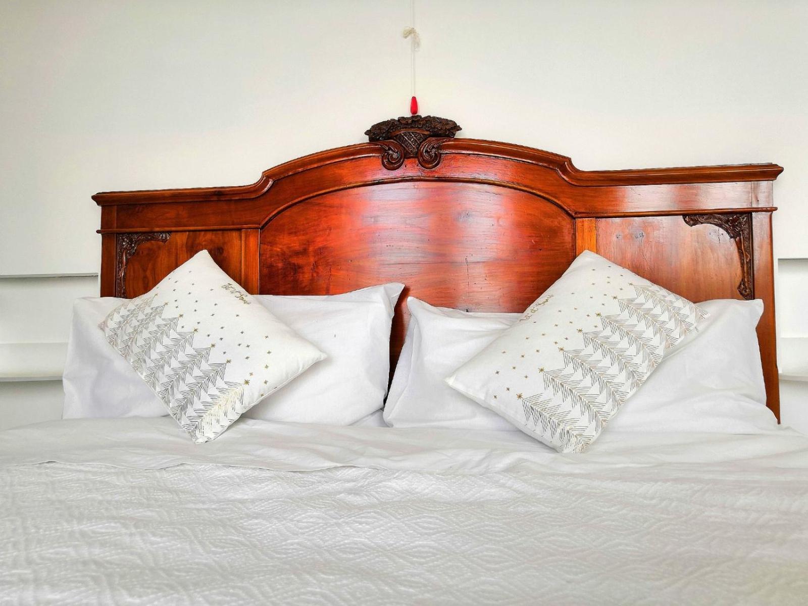 Double Room with Balcony (2 Adults + 1 Child) - Photo 13