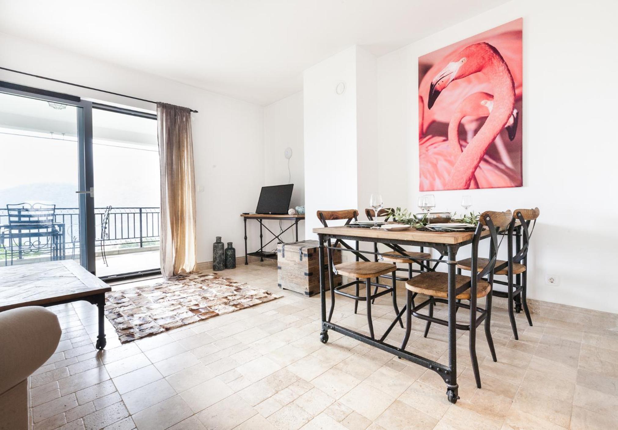 Apartment with Sea View