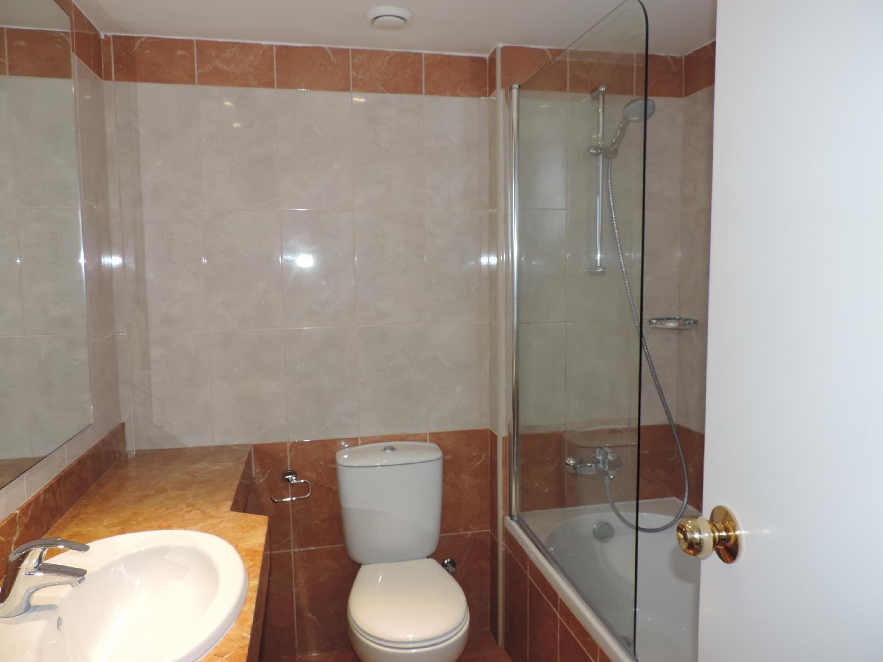 Family Room - Photo 7