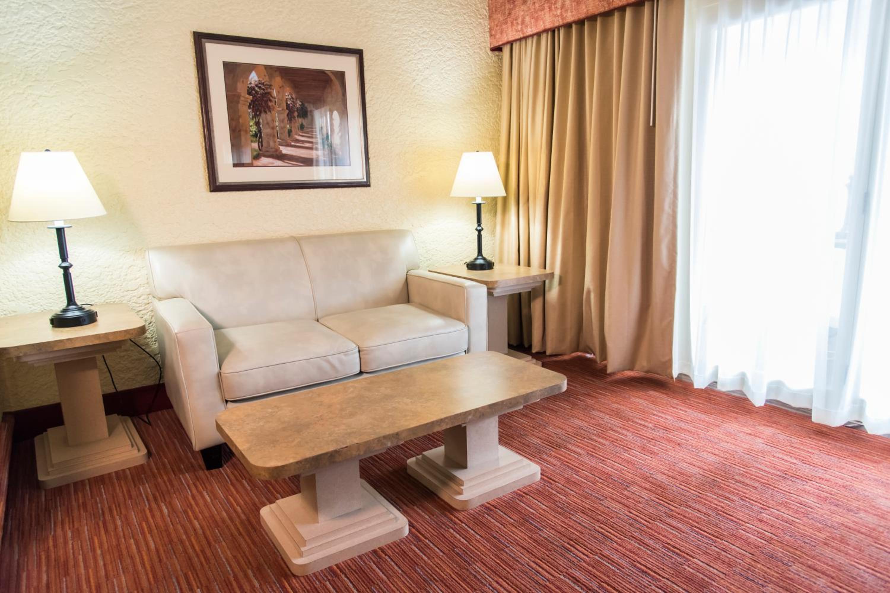 Lakeside Villa Suite with Balcony  - Photo 3