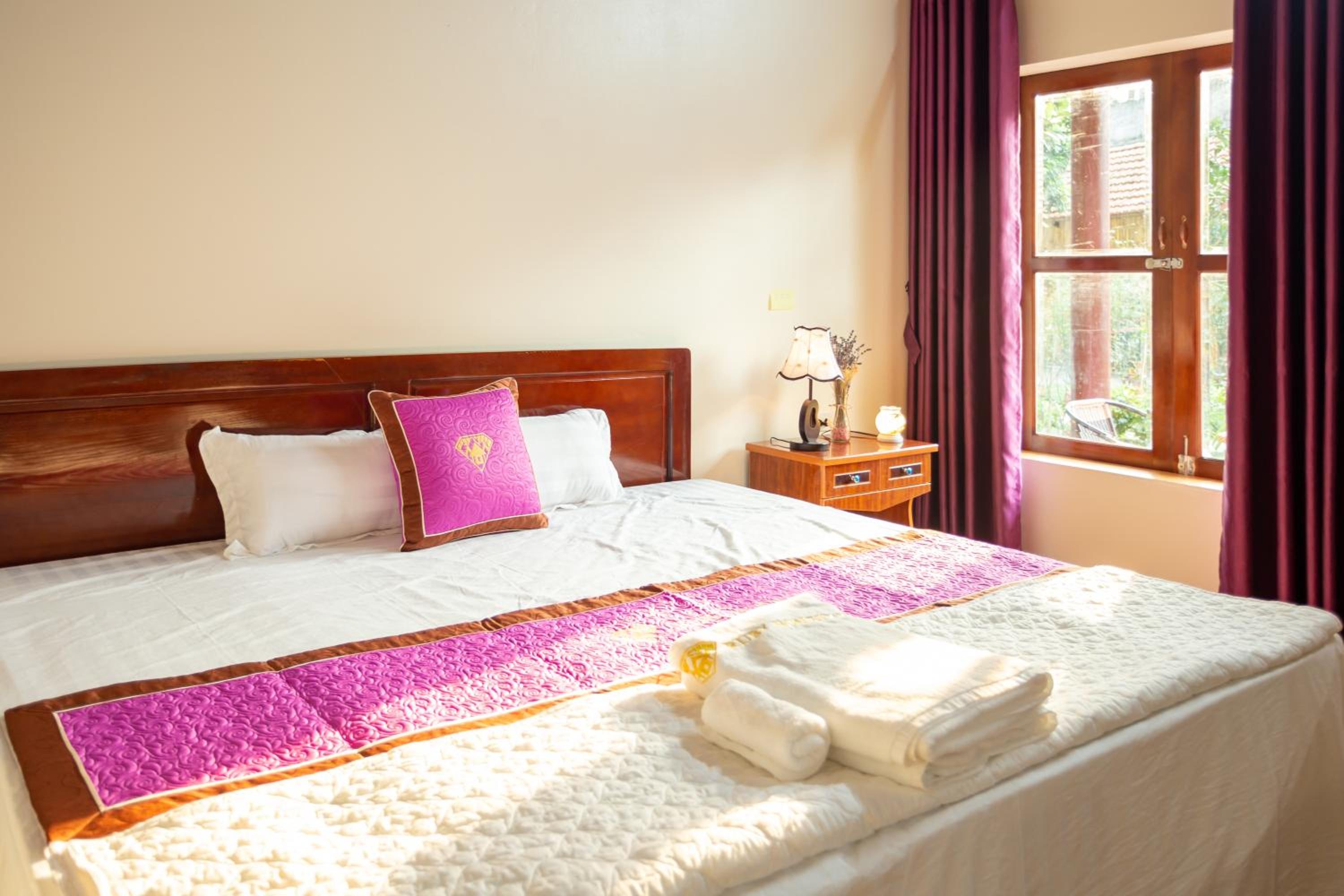 Double Room with Mountain View - Photo 14