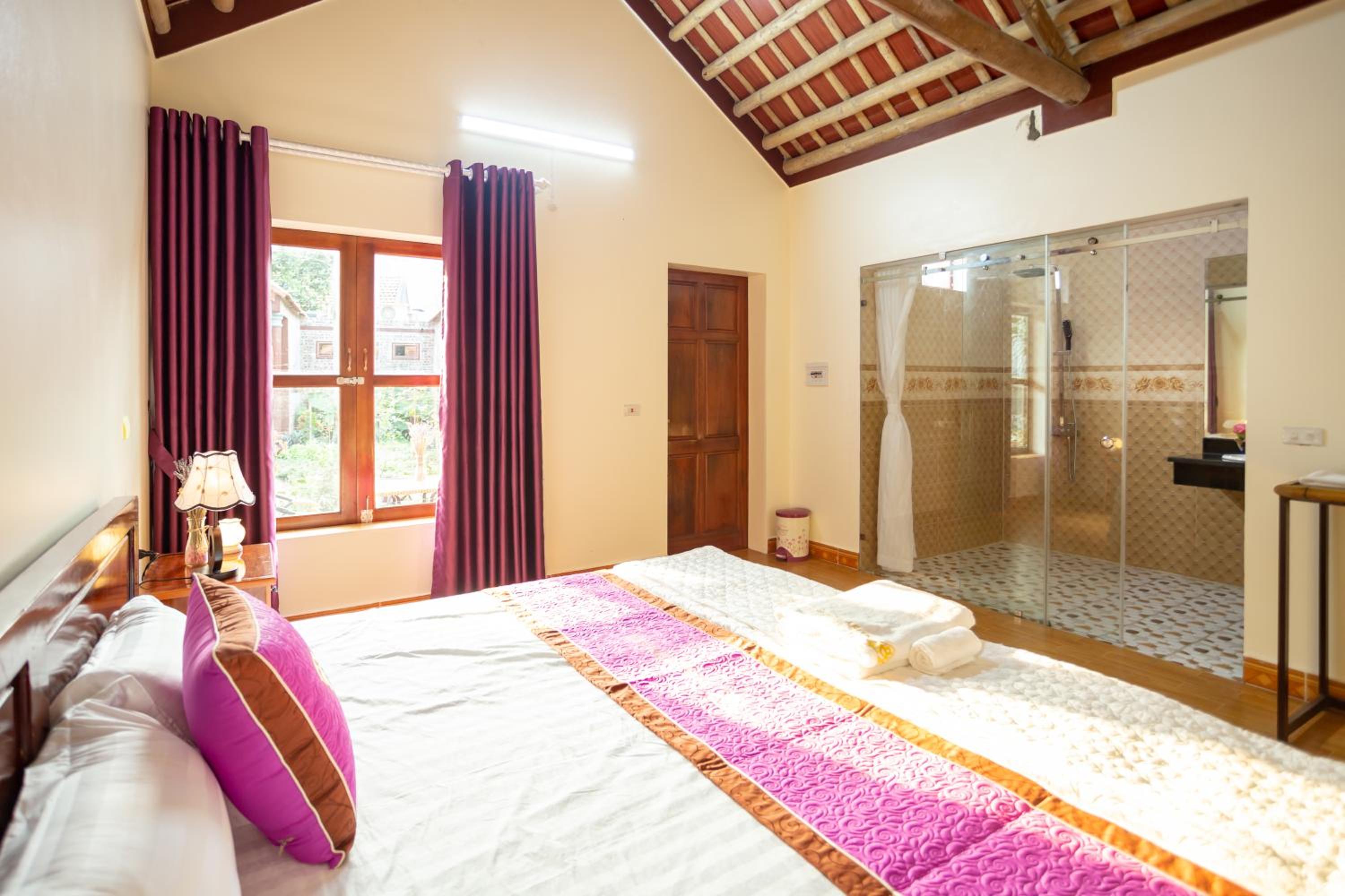 Double Room with Mountain View - Photo 15