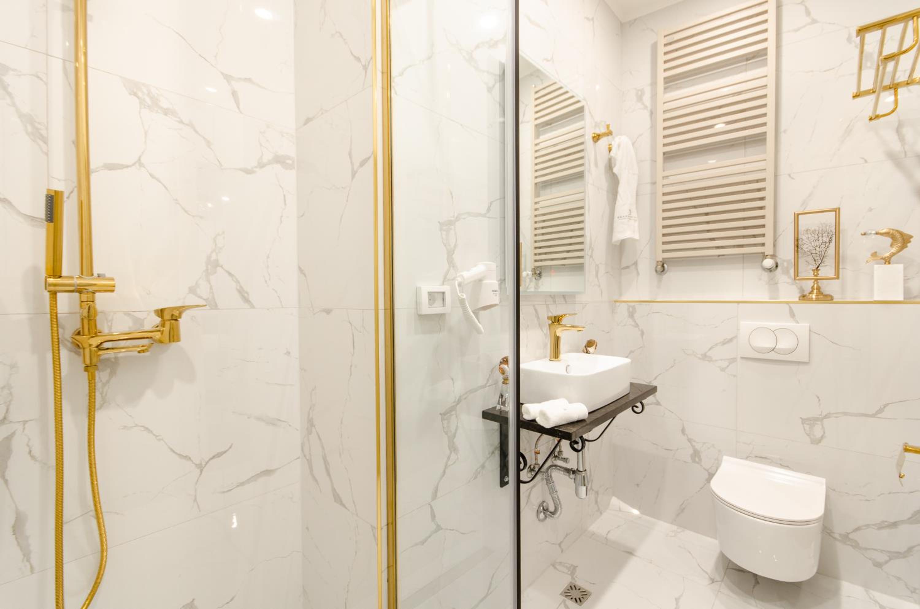 Superior Double Room - Photo 10