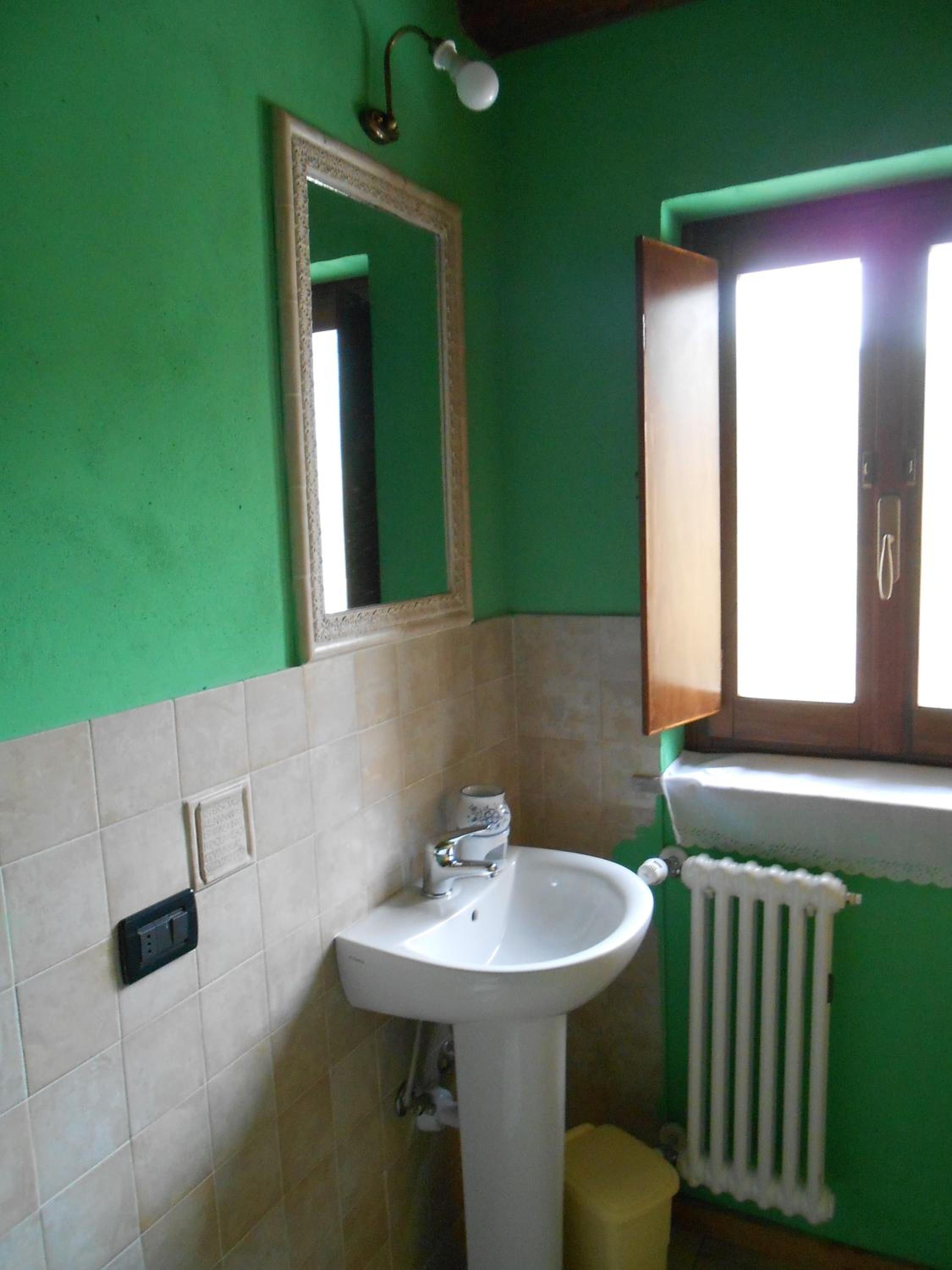 Double Room - Photo 14