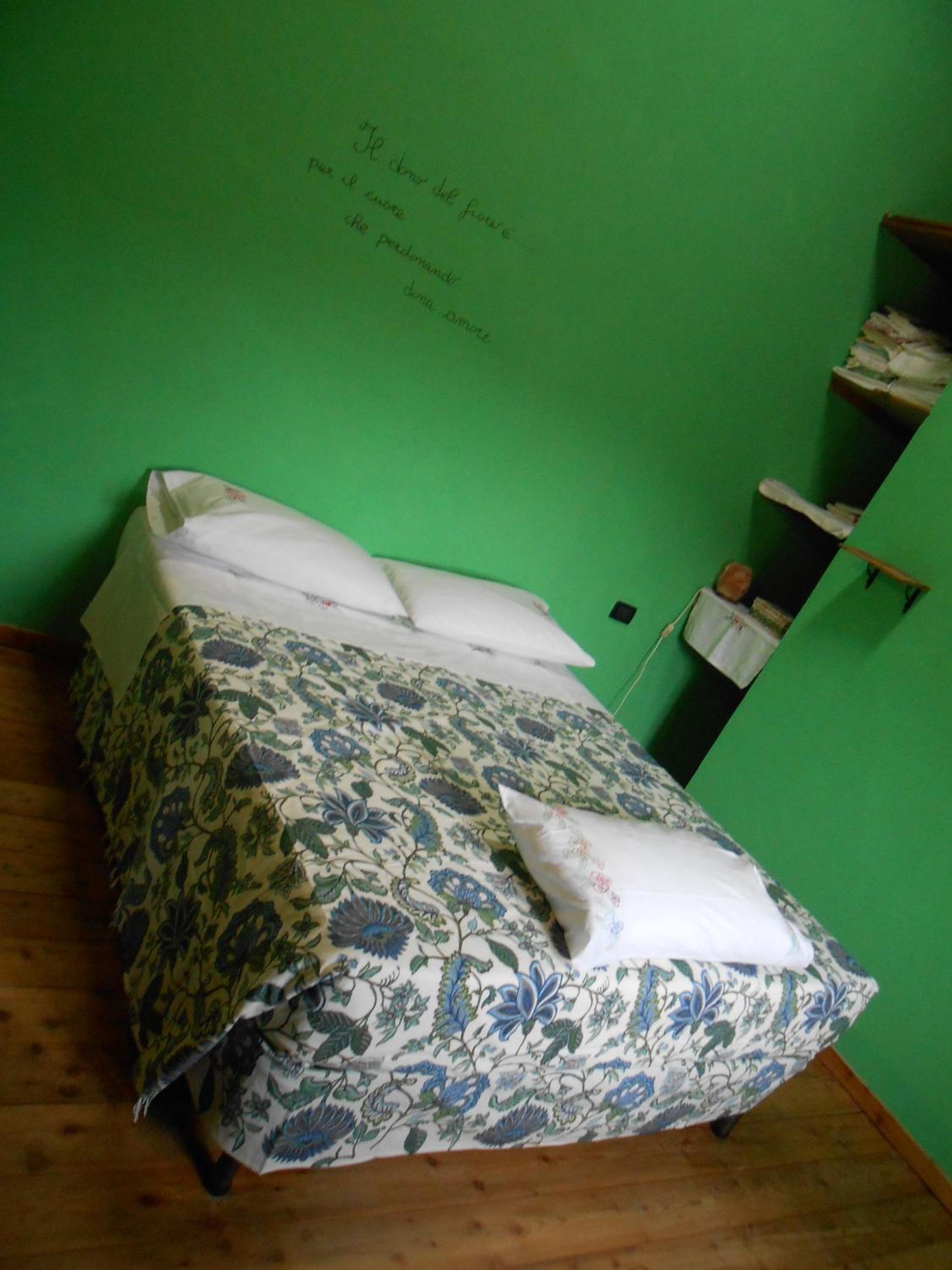 Double Room - Photo 17