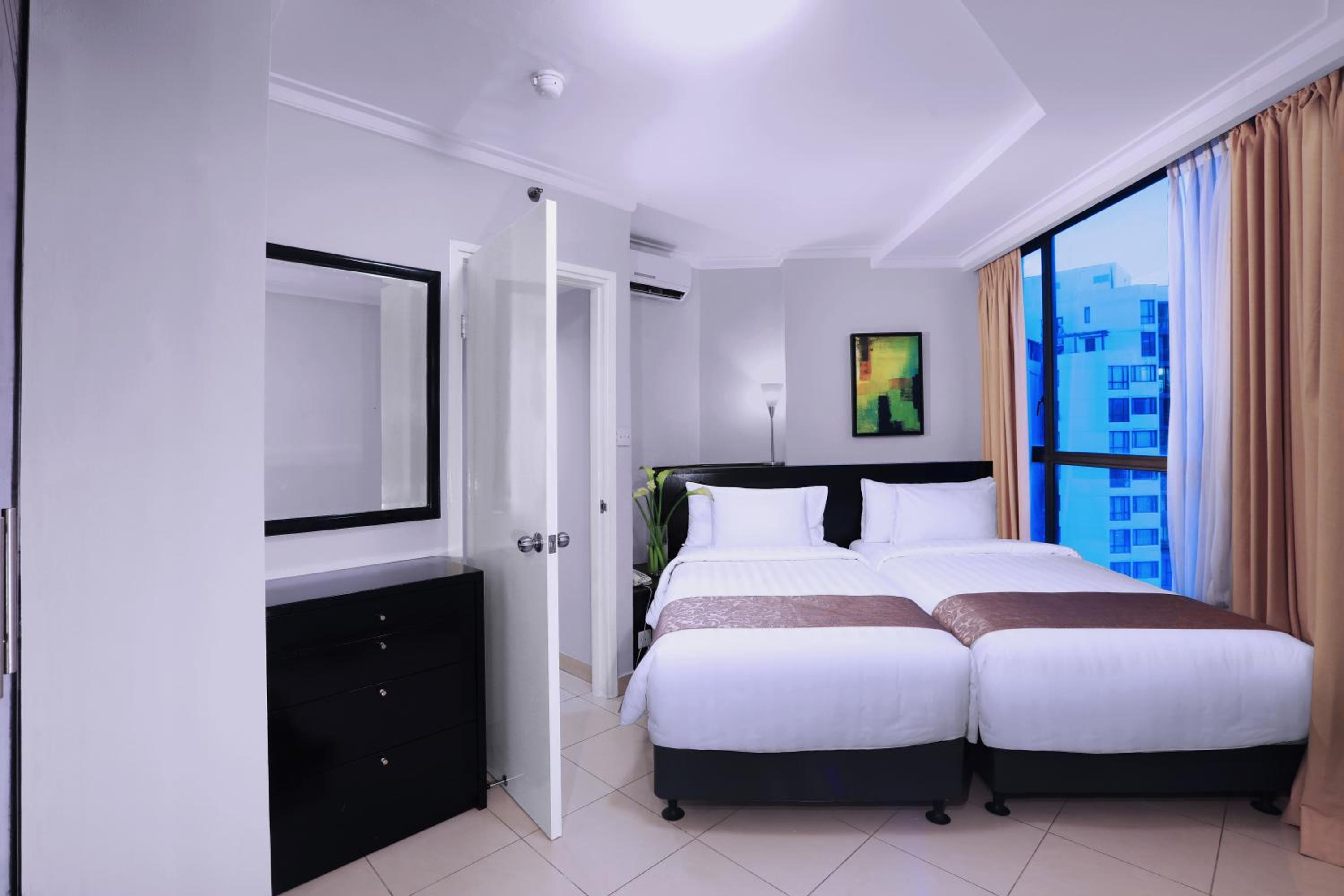 Grand Executive Triple - Photo 10