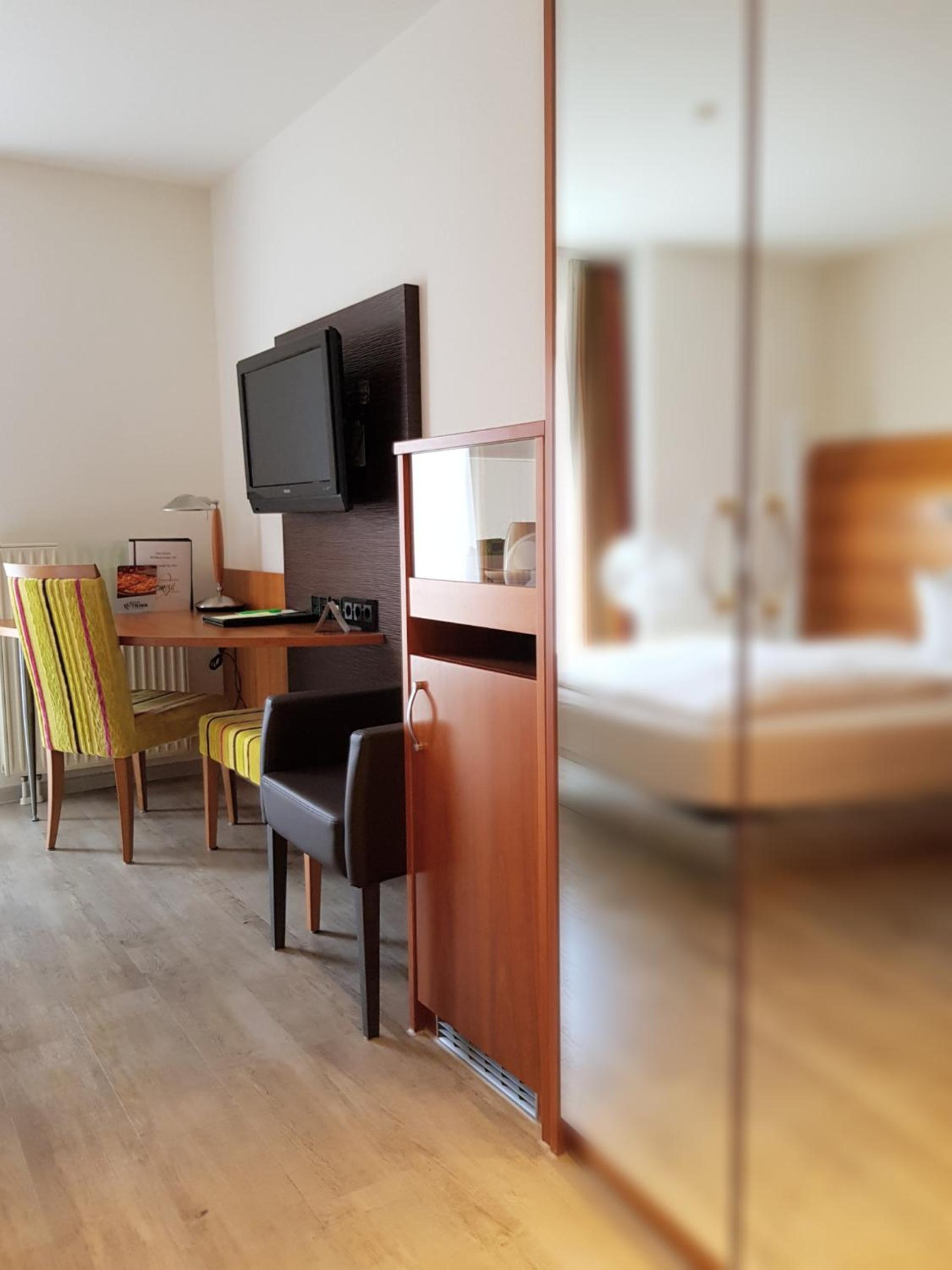Comfort Room - Photo 4