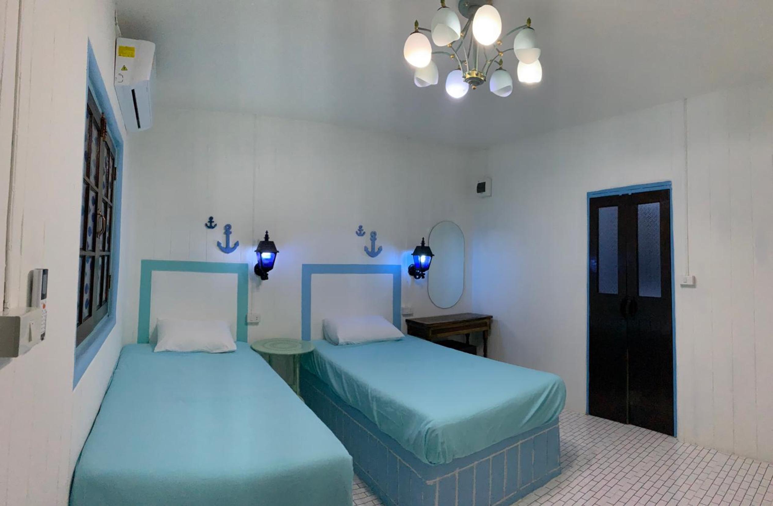 Standard Twin Room photo 3