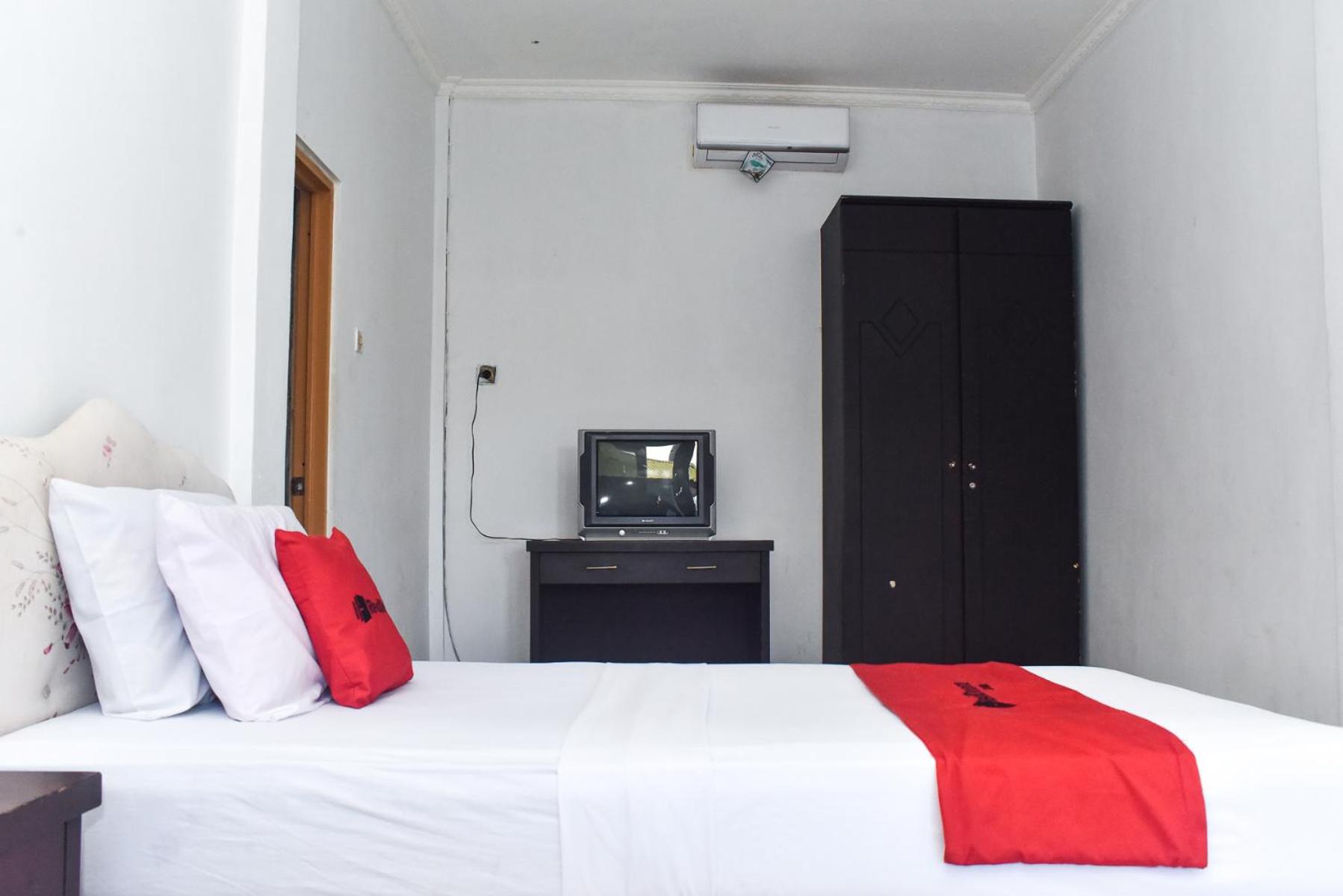 Twin Room - Photo 4
