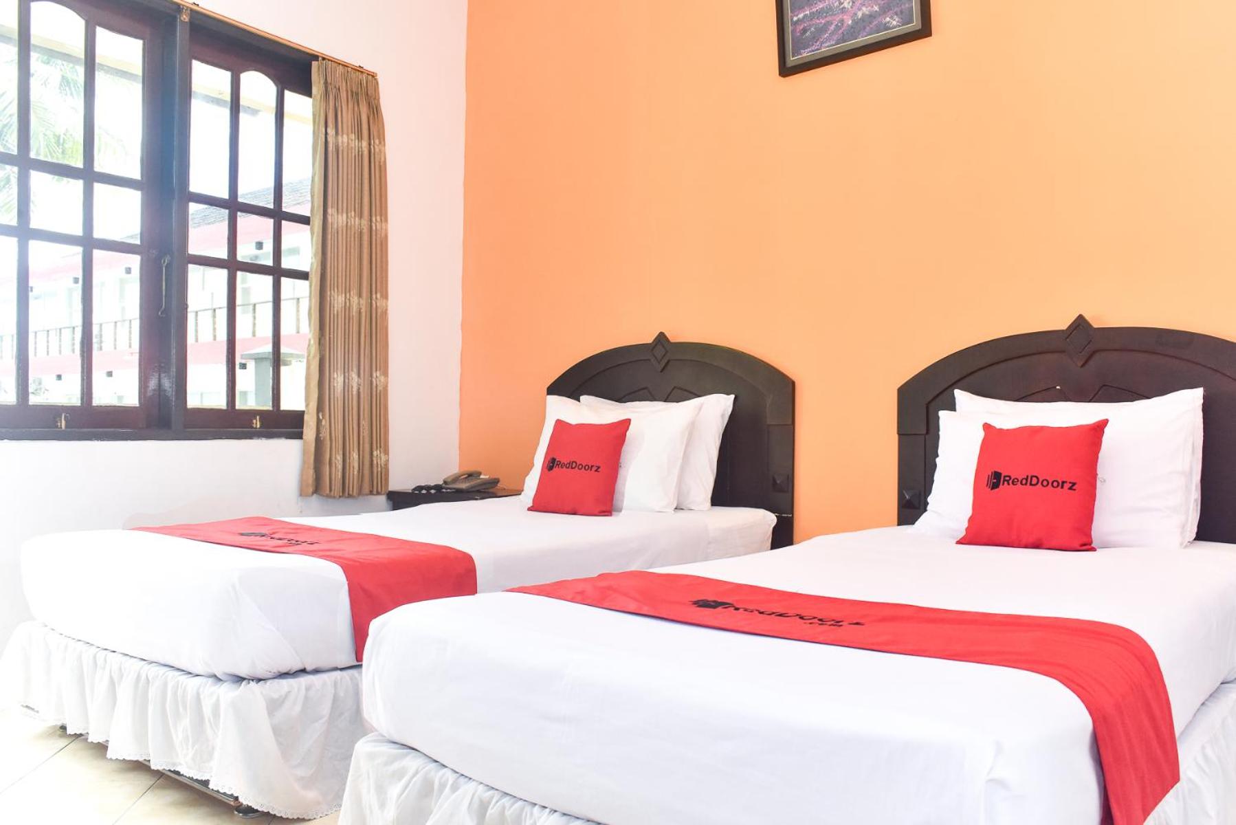 Deluxe Twin Room - Photo 1