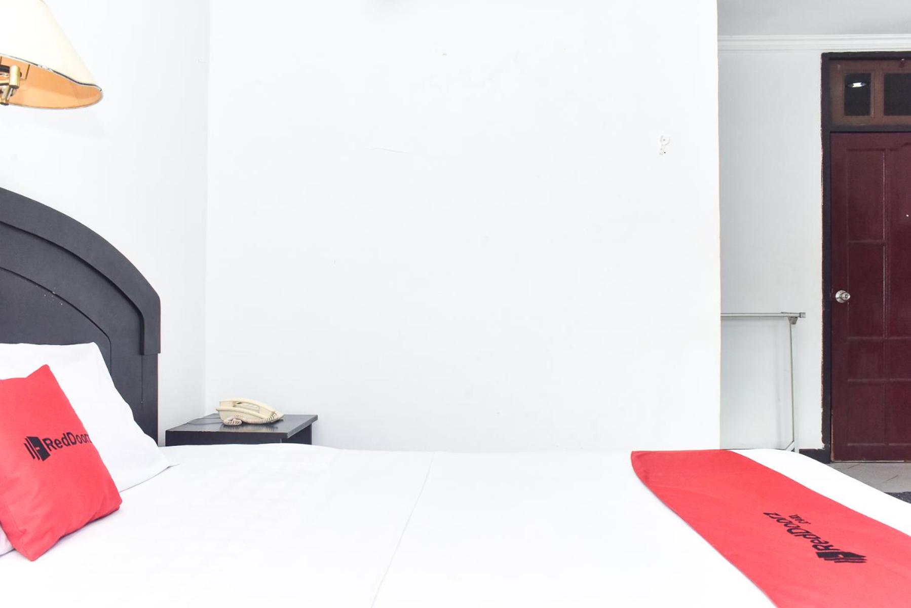Suite - Photo 3