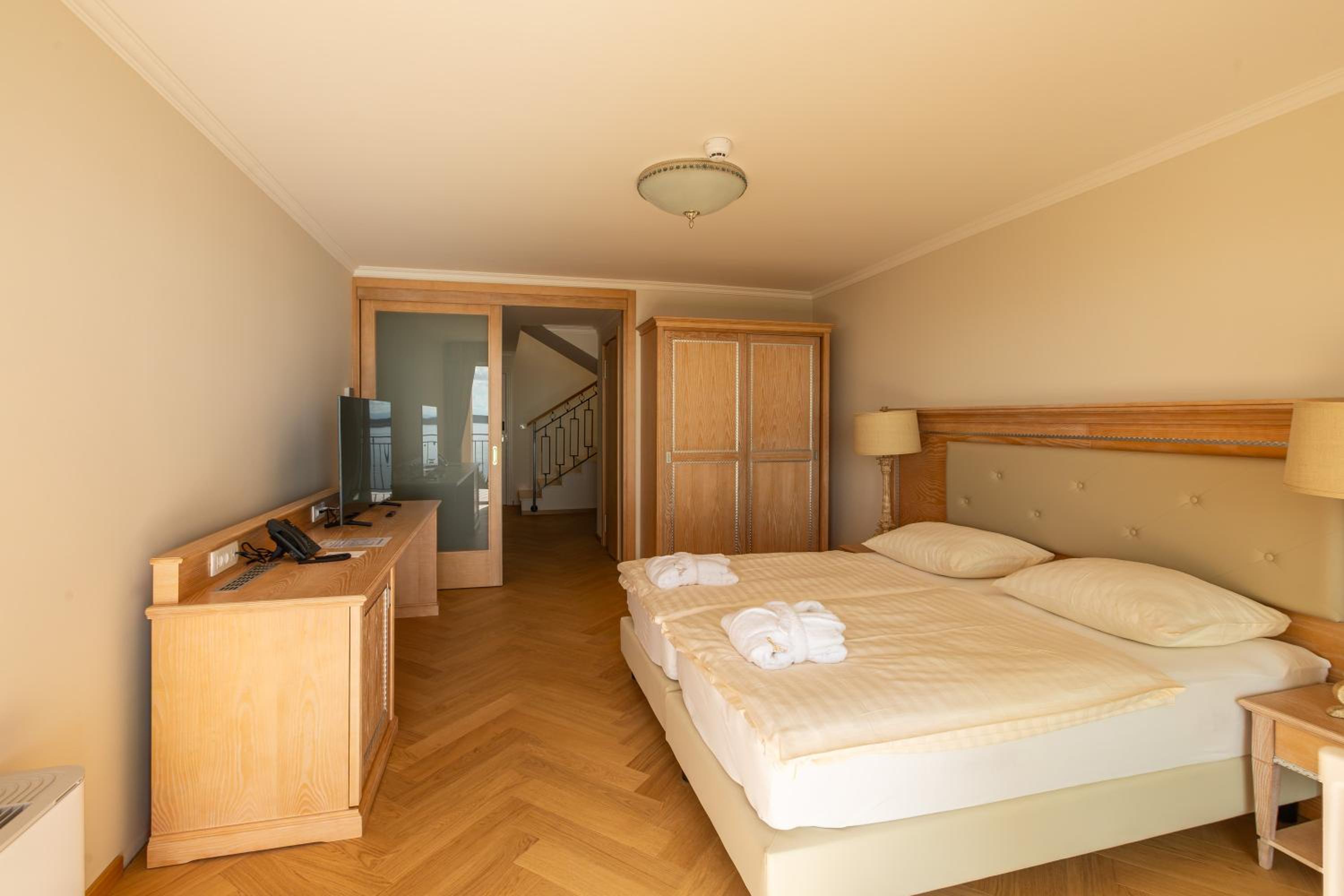 Two-Bedroom Suite