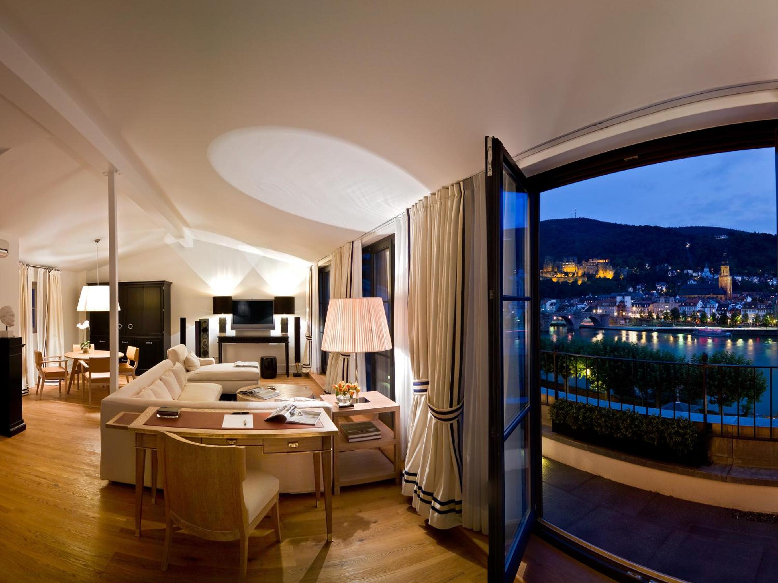 Penthouse Suite photo 2