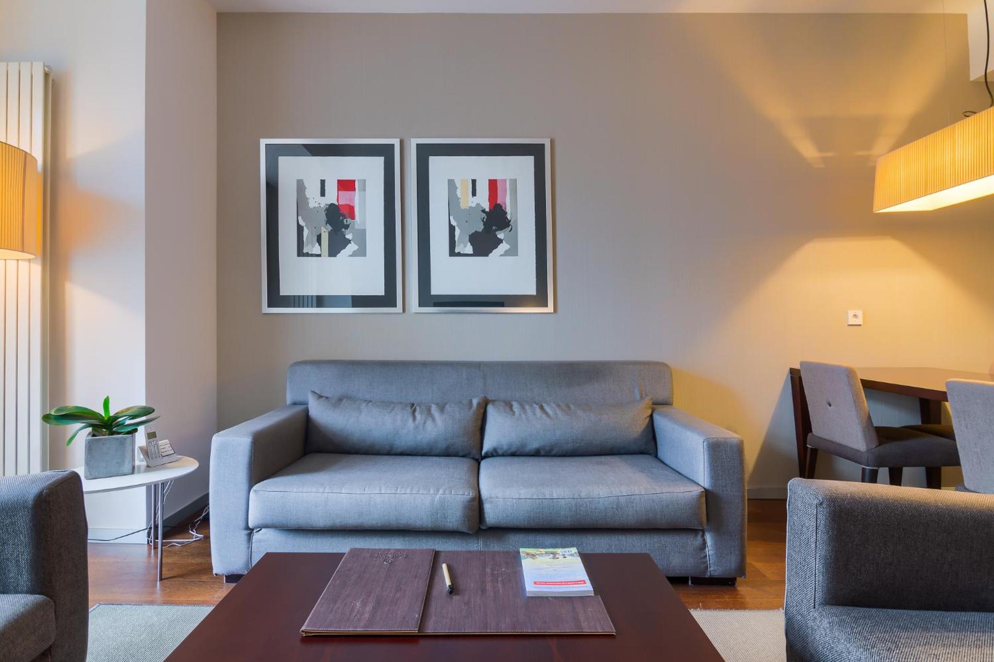 Deluxe Suite photo 3