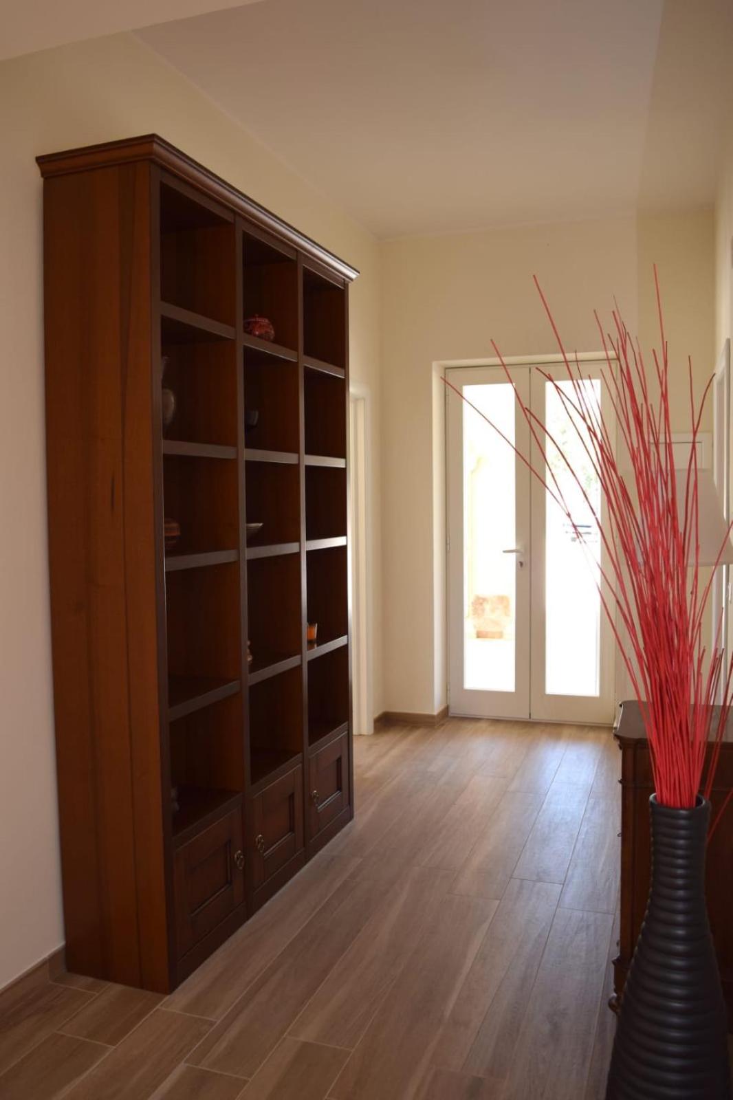 Three-Bedroom Villa photo 1