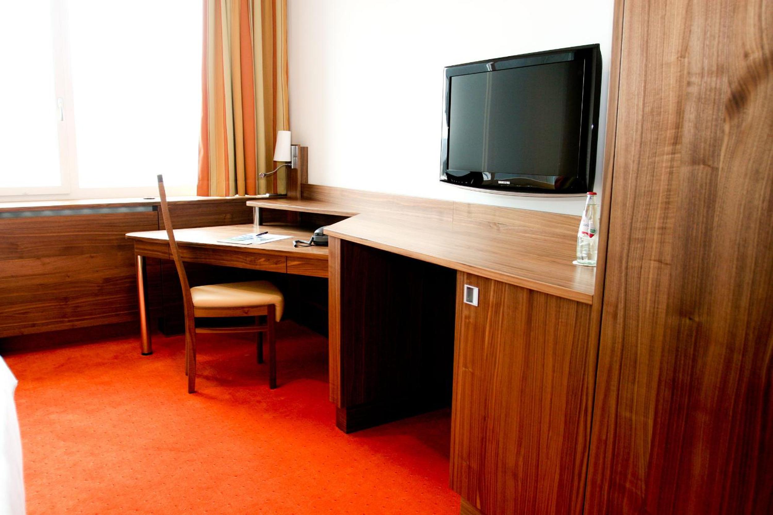Standard Double Room - Photo 4