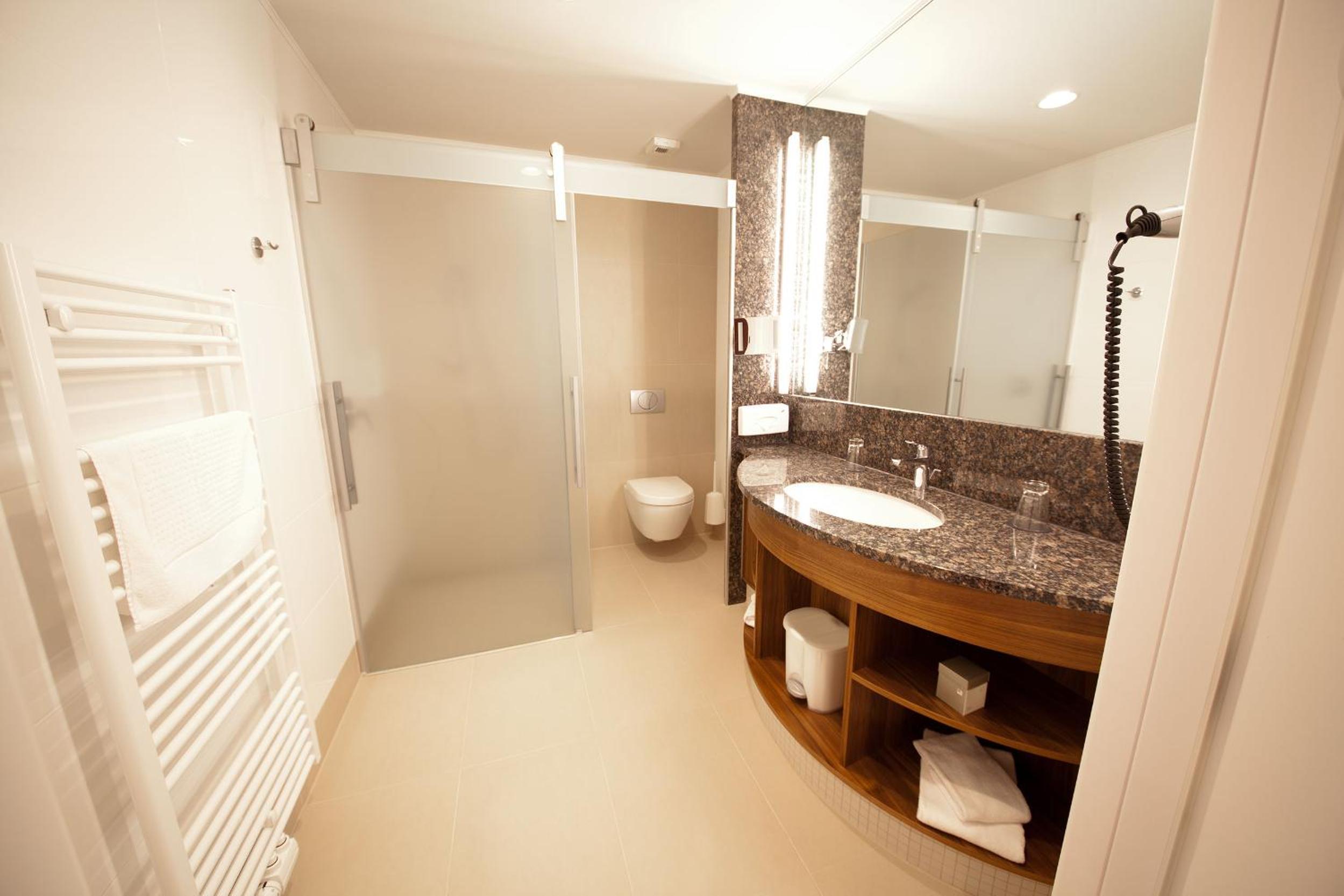 Standard Double Room - Photo 2