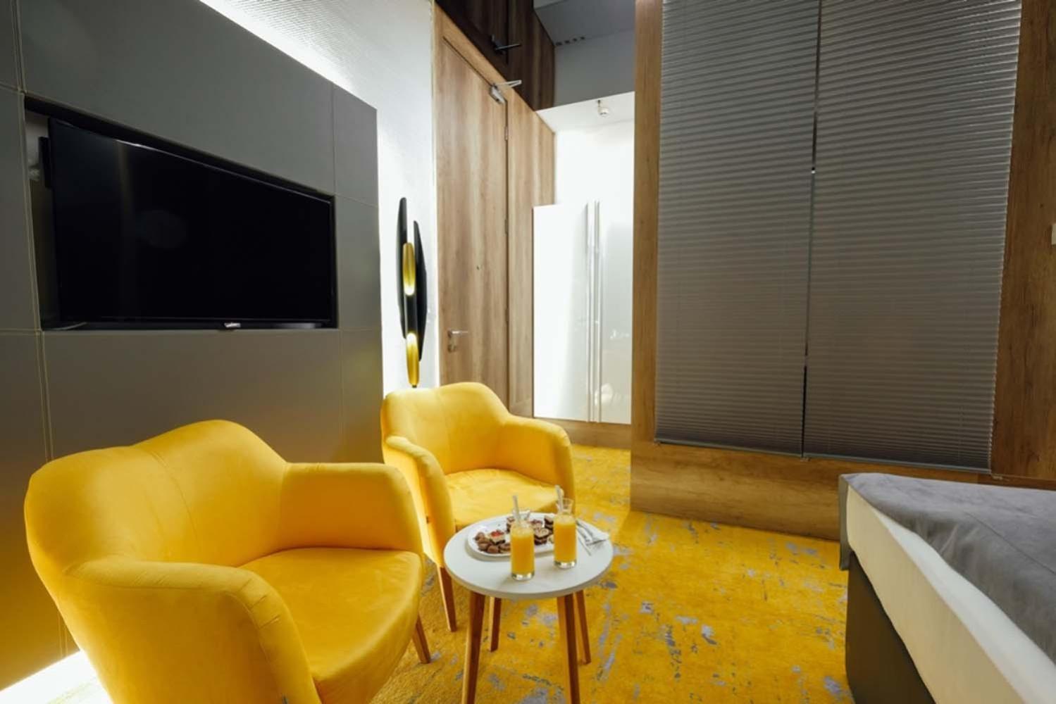 Deluxe Double or Twin Room with Balcony photo 2