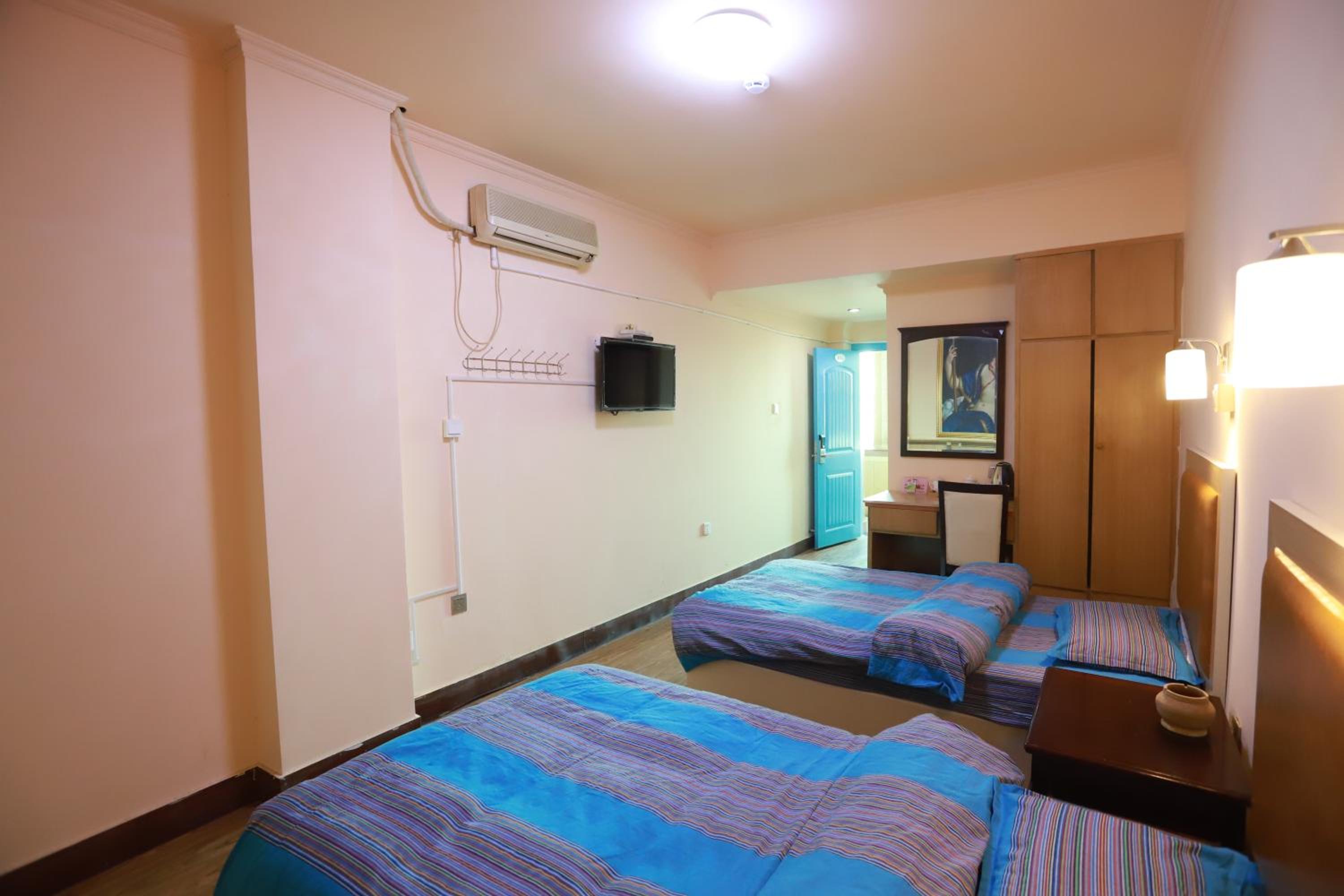 Double Or Twin Room With Bathroom photo 3