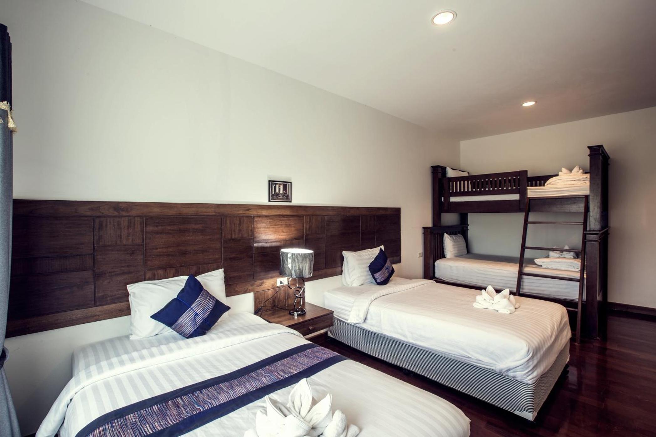 Standard Quadruple Room