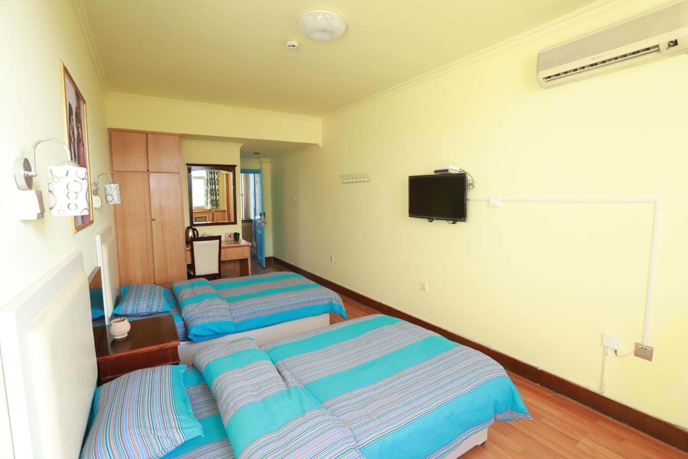Twin Room With Shower photo 3