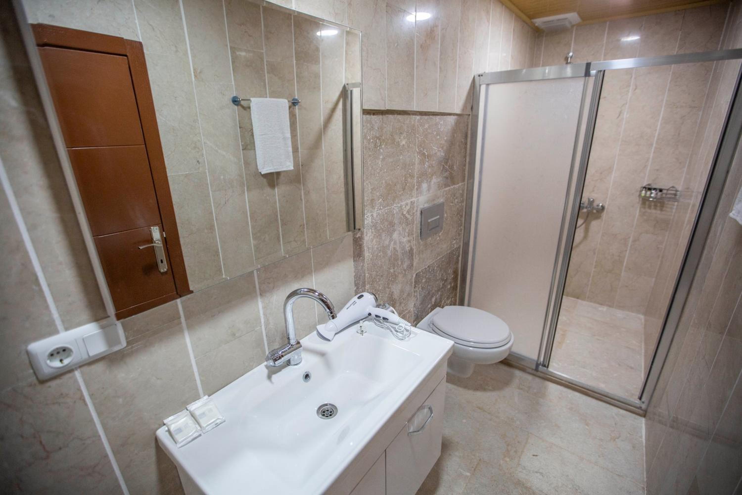 Family Suite - Photo 2