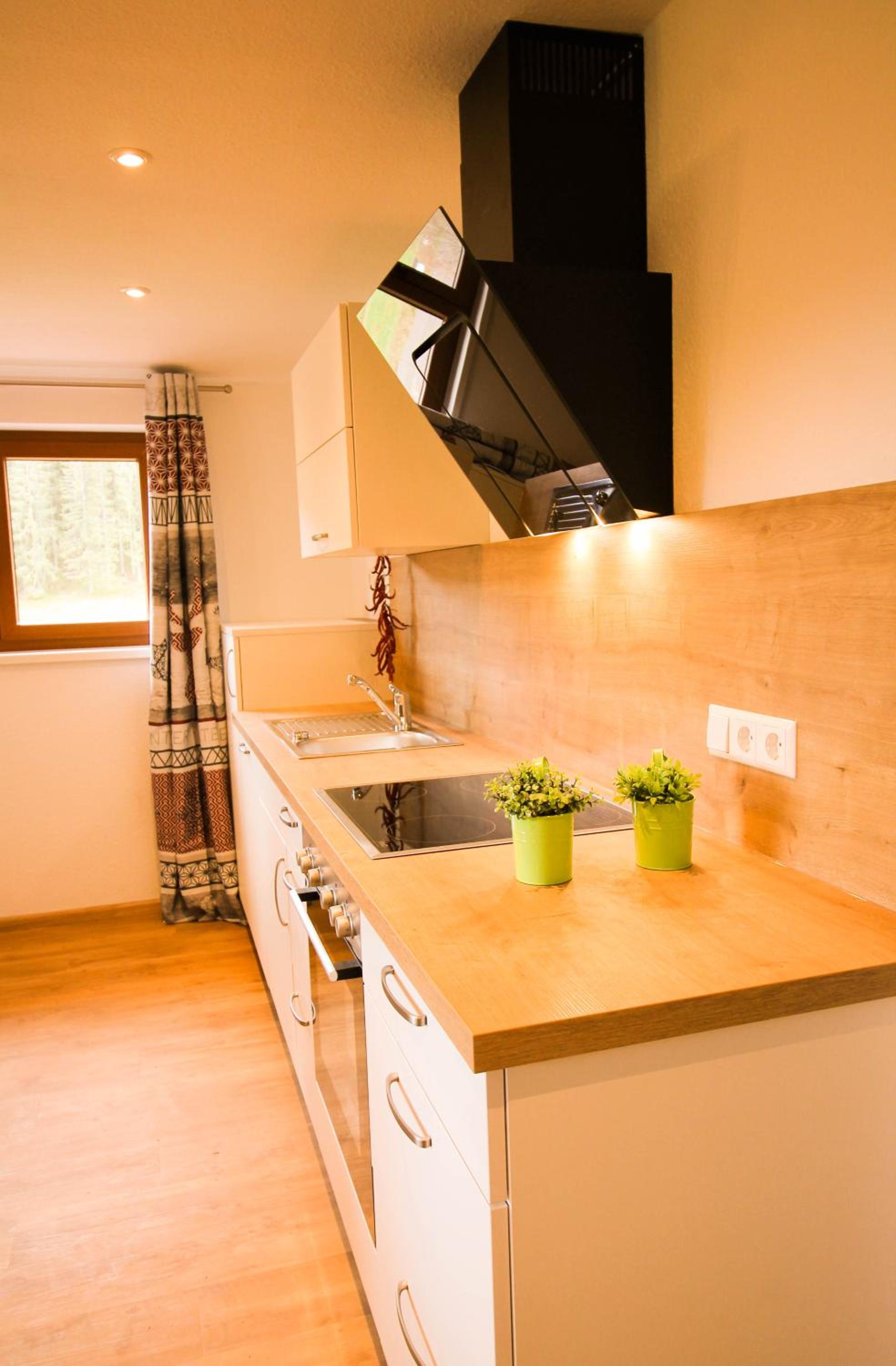 One-Bedroom Apartment with Balcony photo 2
