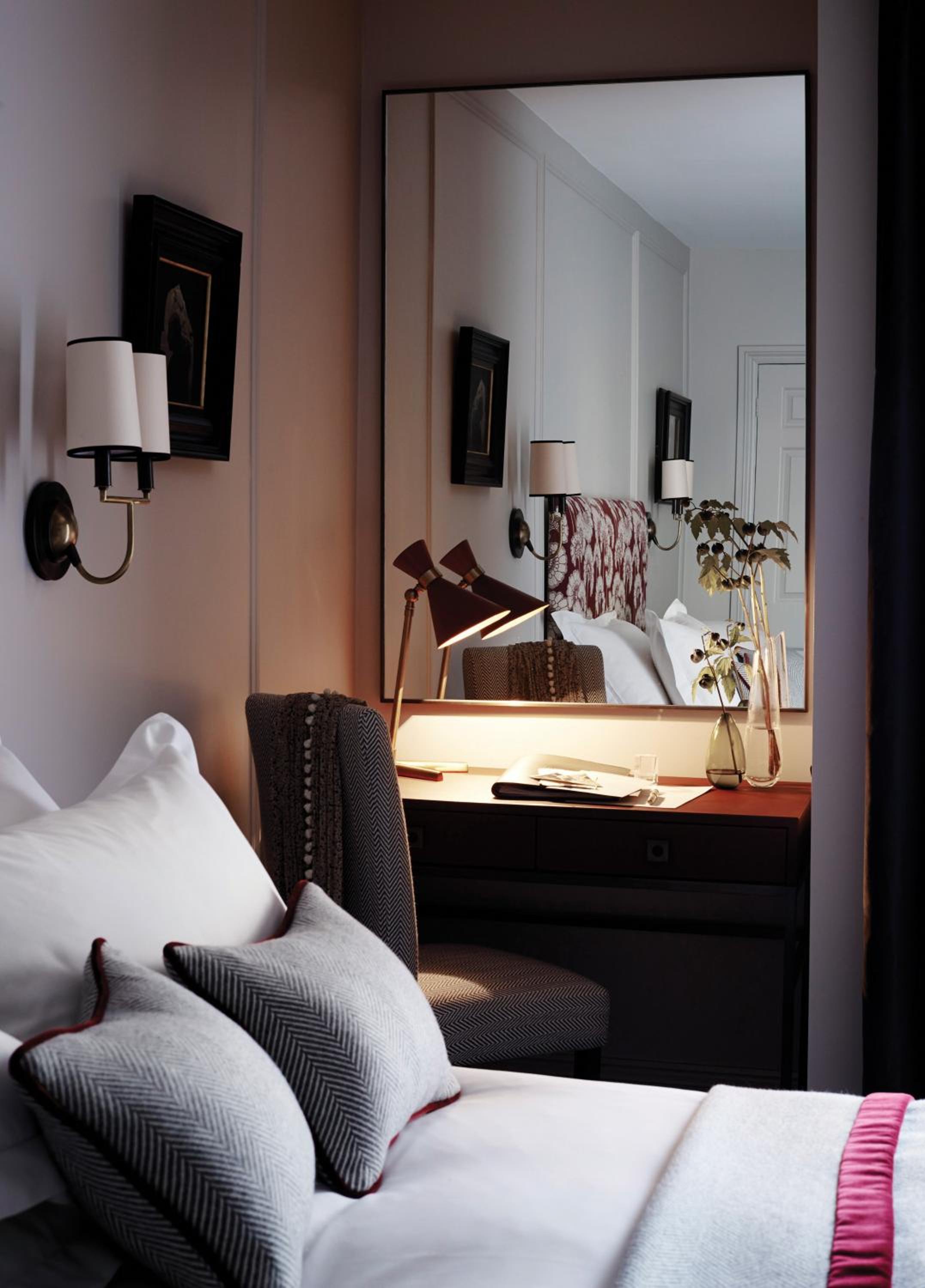 Small Double Room photo 1