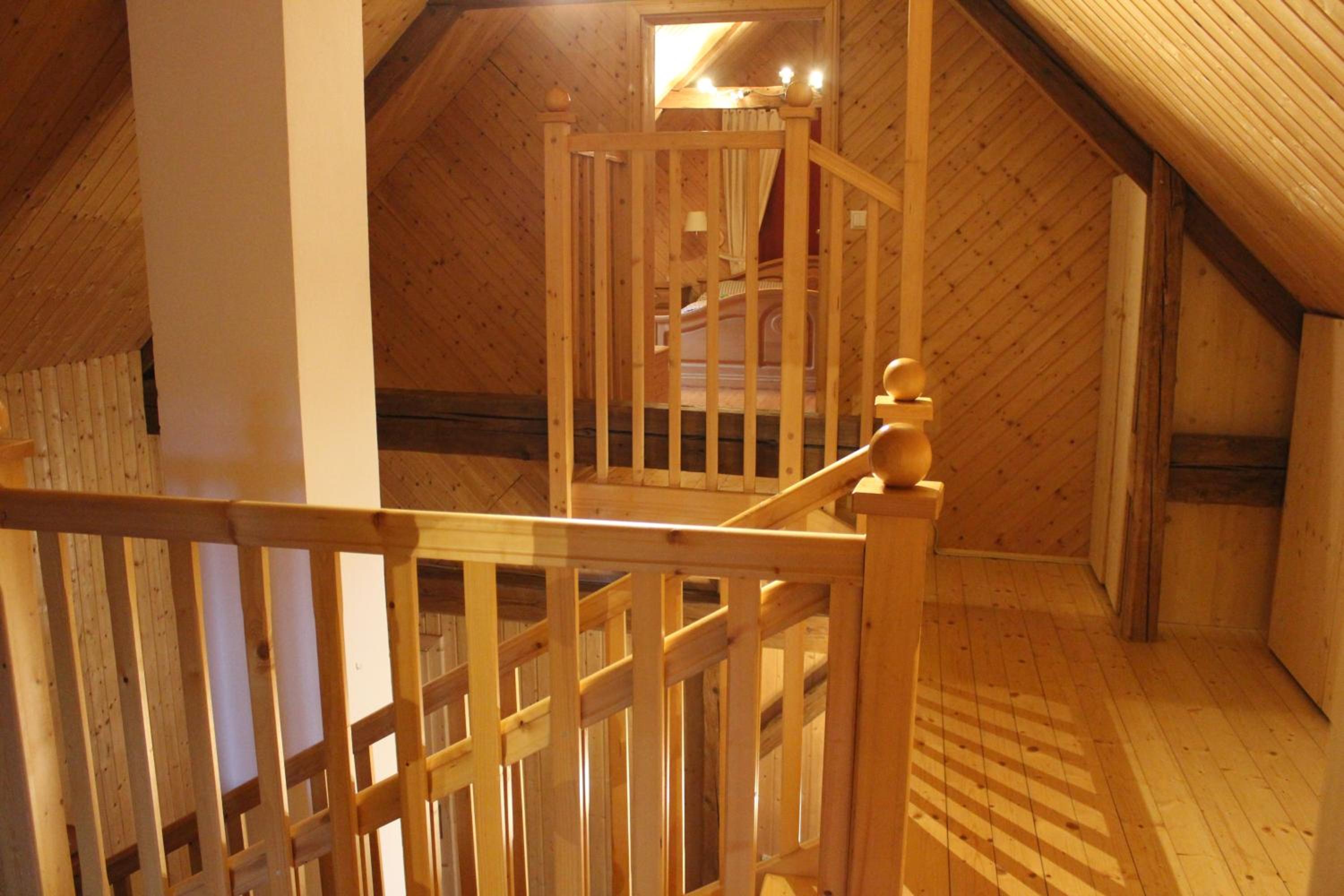 Apartment - Split Level photo 2
