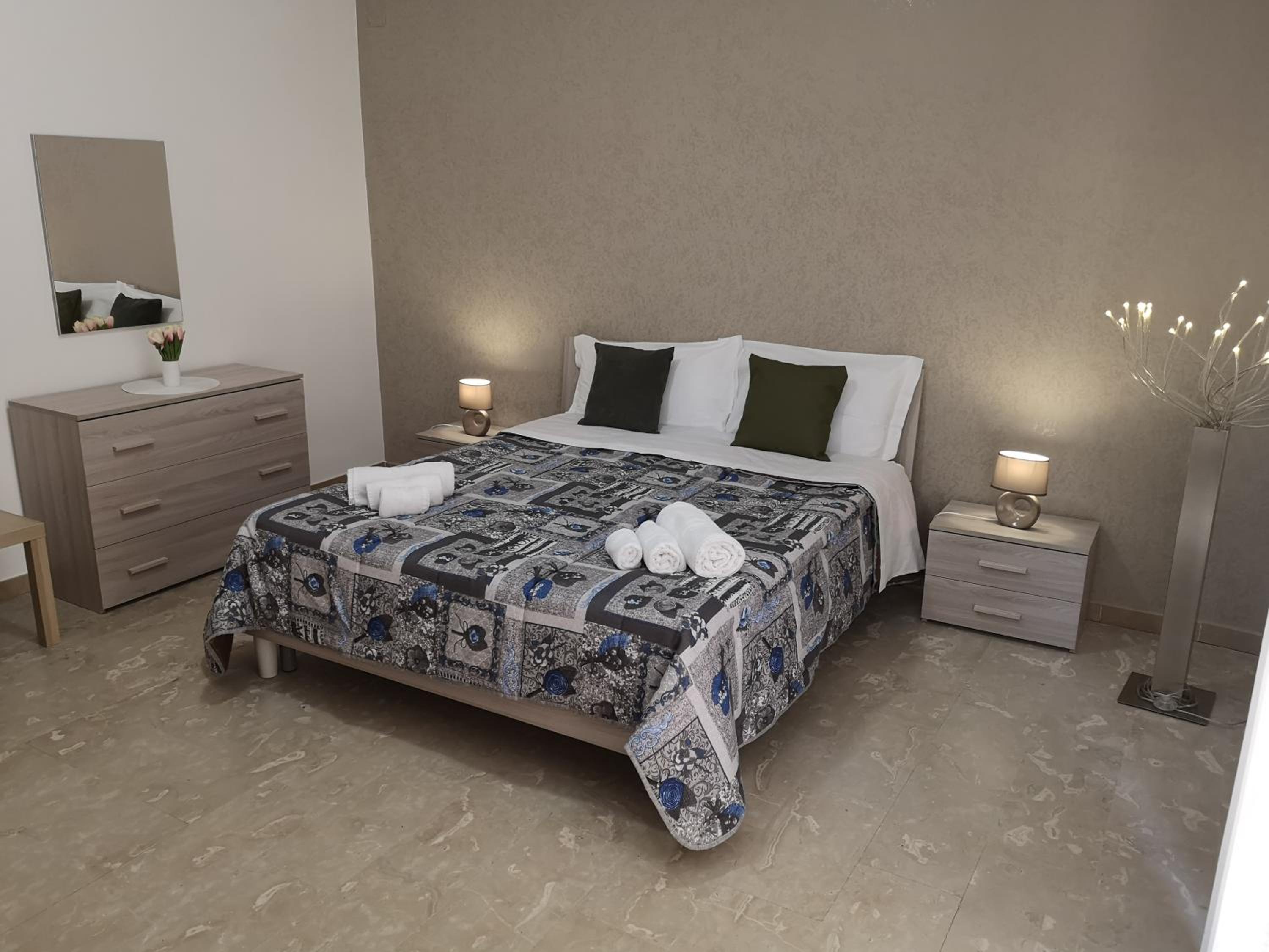 Appartamento con due camere con terrazza