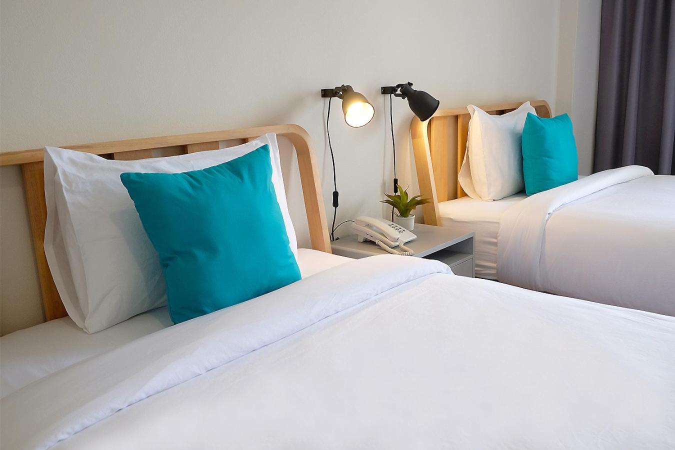 Standard Twin Room - Photo 6