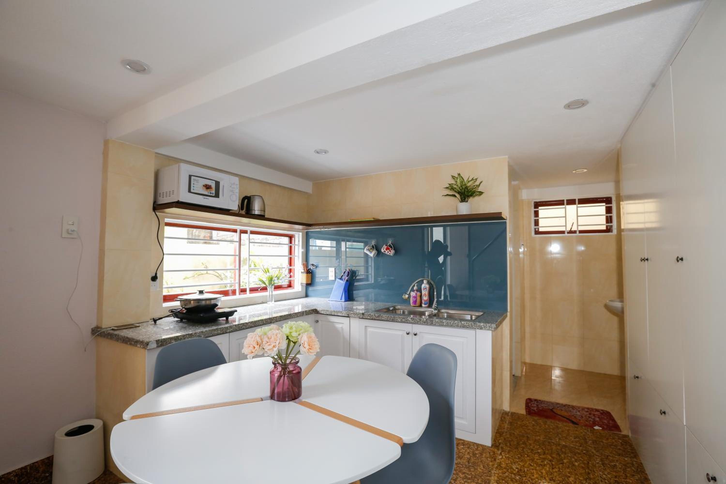 Double or Twin Room with Private Bathroom photo 3
