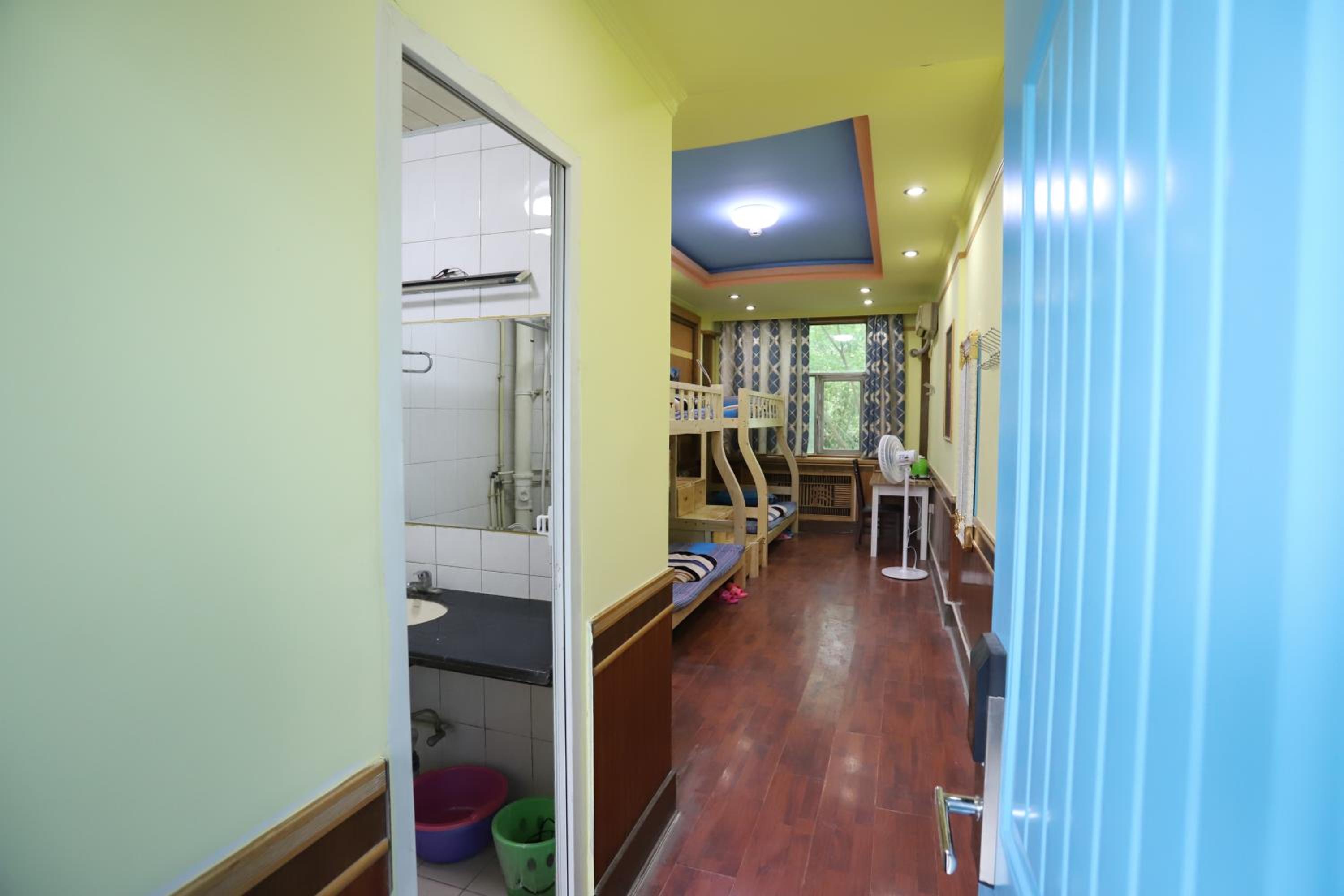 Bed In 4-Bed Male Dormitory Room photo 2