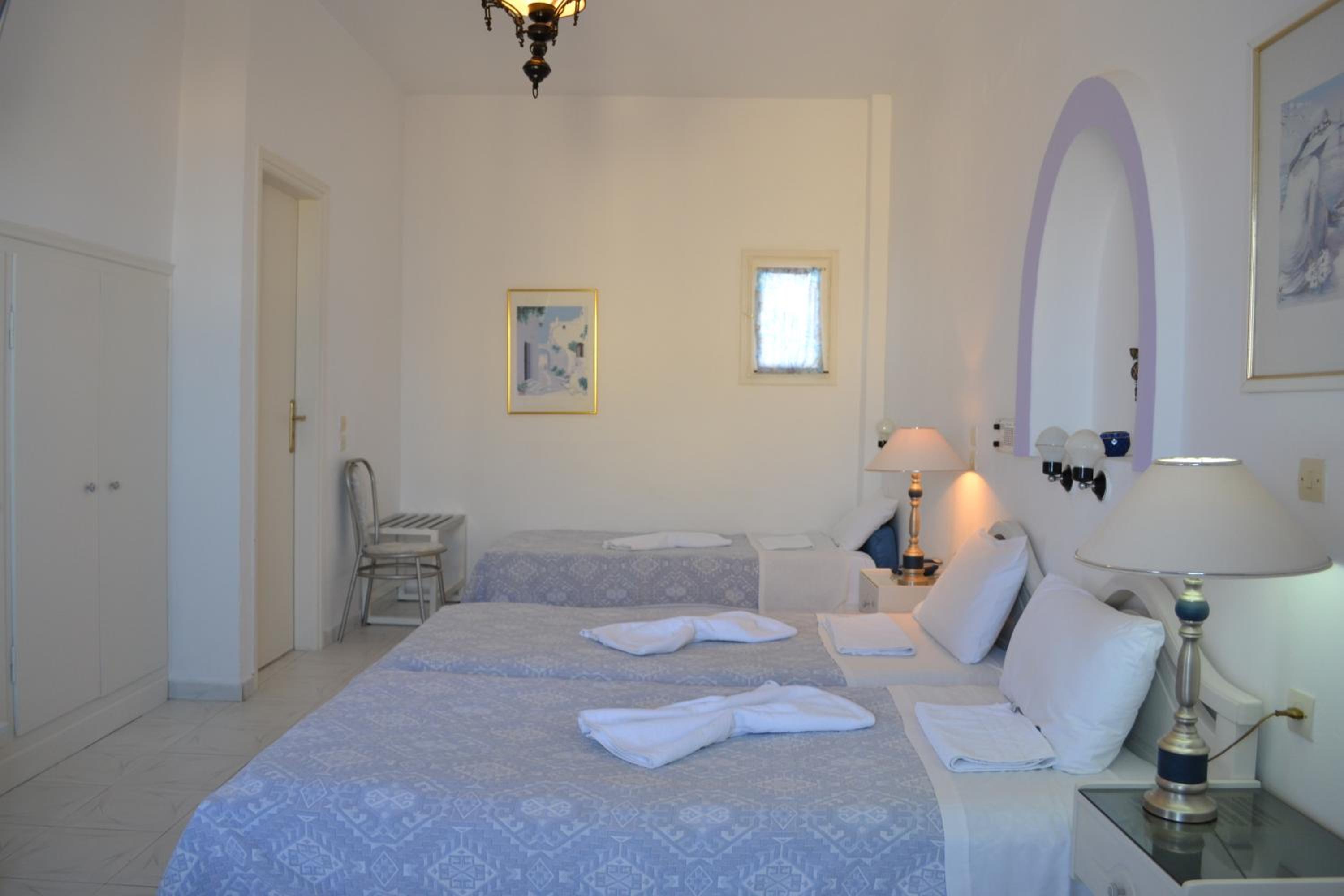 Triple Room - Photo 2