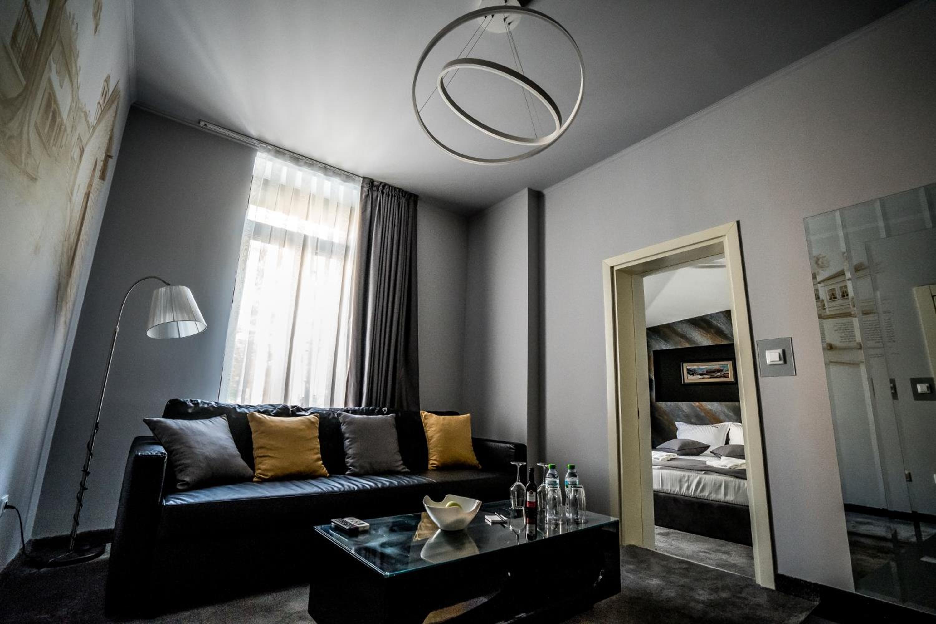 Deluxe Apartment - Photo 1